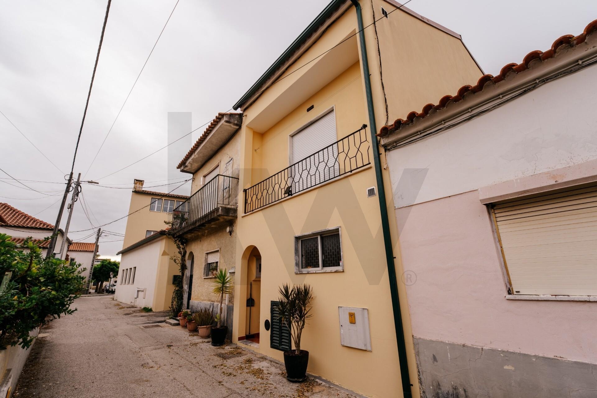 Moradia T2 à Venda em Coimbra - Coimbra - Portugal - 2
