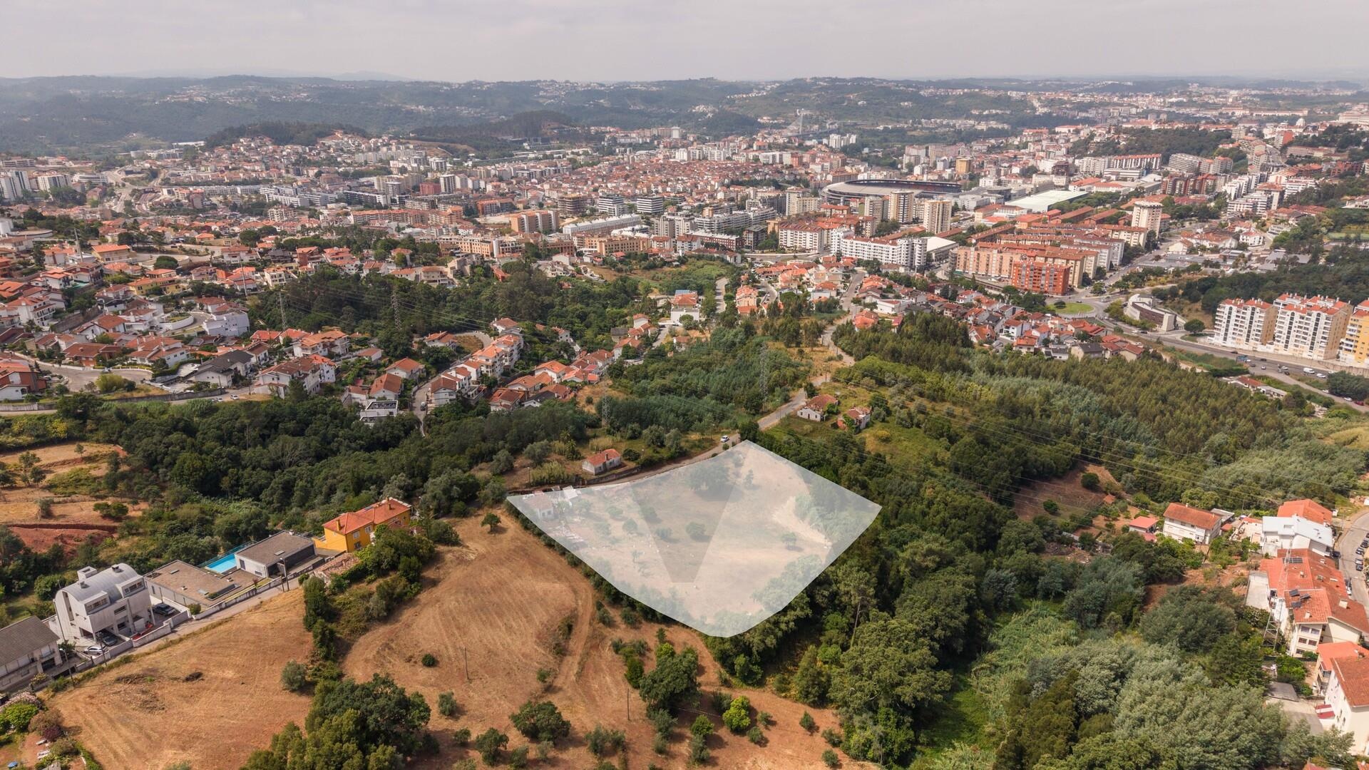Moradia T2 à Venda em Coimbra - Coimbra - Portugal - 1