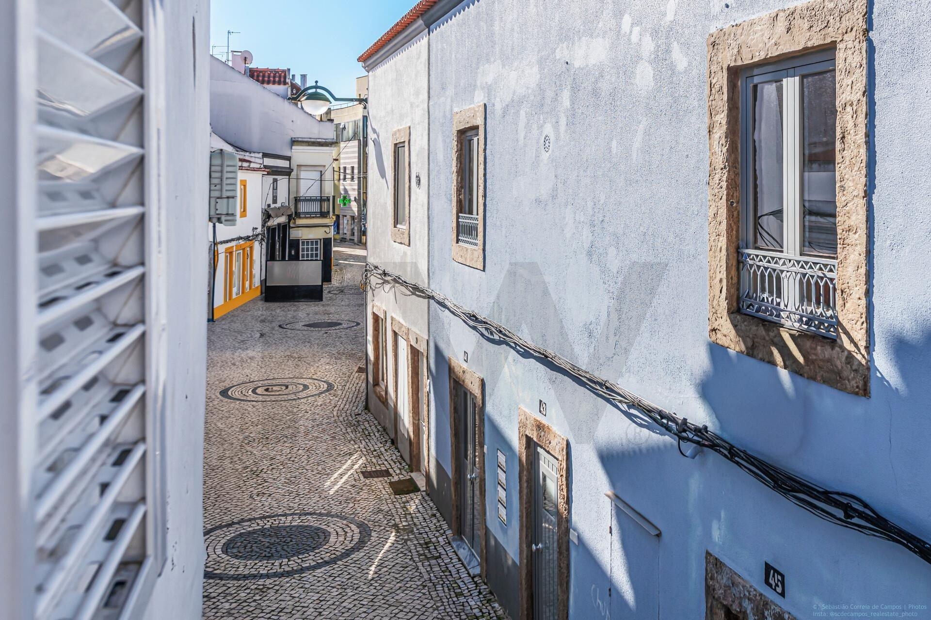 Moradia T2 à Venda em Montijo - Setúbal - Portugal - 1