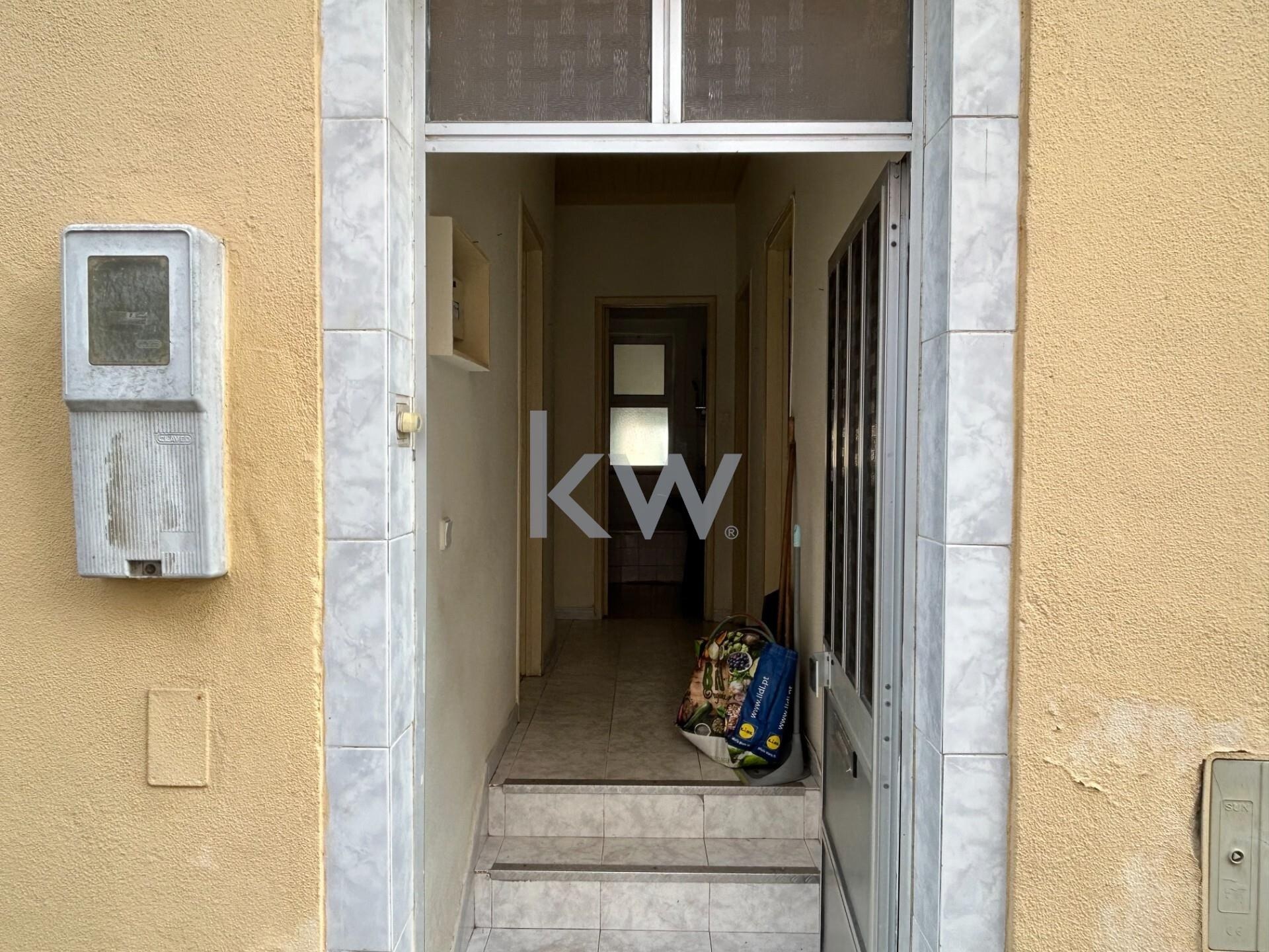 Moradia T2 à Venda em Pinhal Novo - Setúbal - Portugal - 4