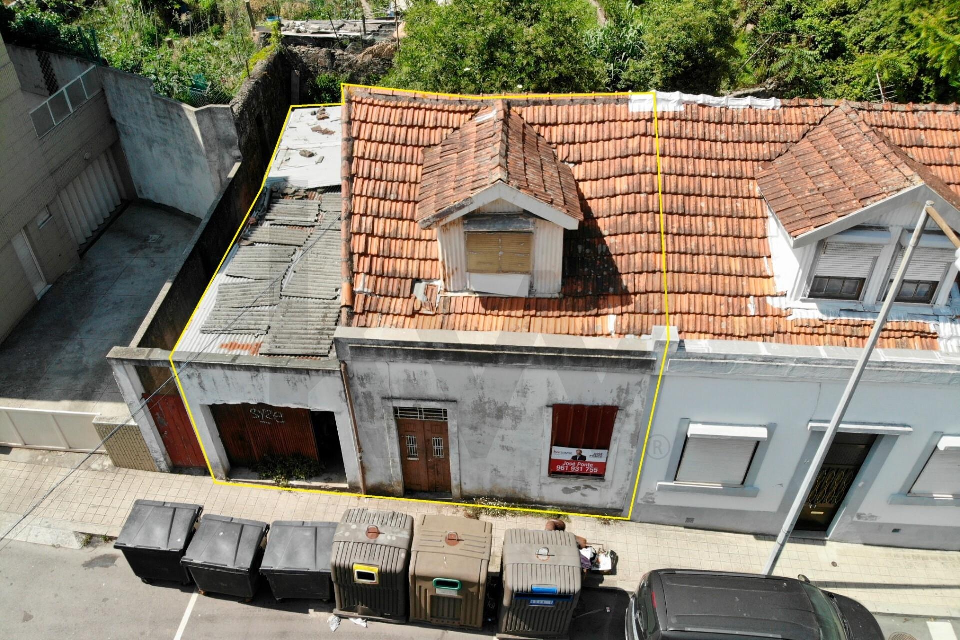 Moradia T2 à Venda em Porto - Portugal - 1