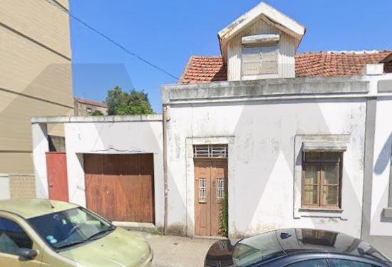 Moradia T2 à Venda em Porto - Portugal - 3