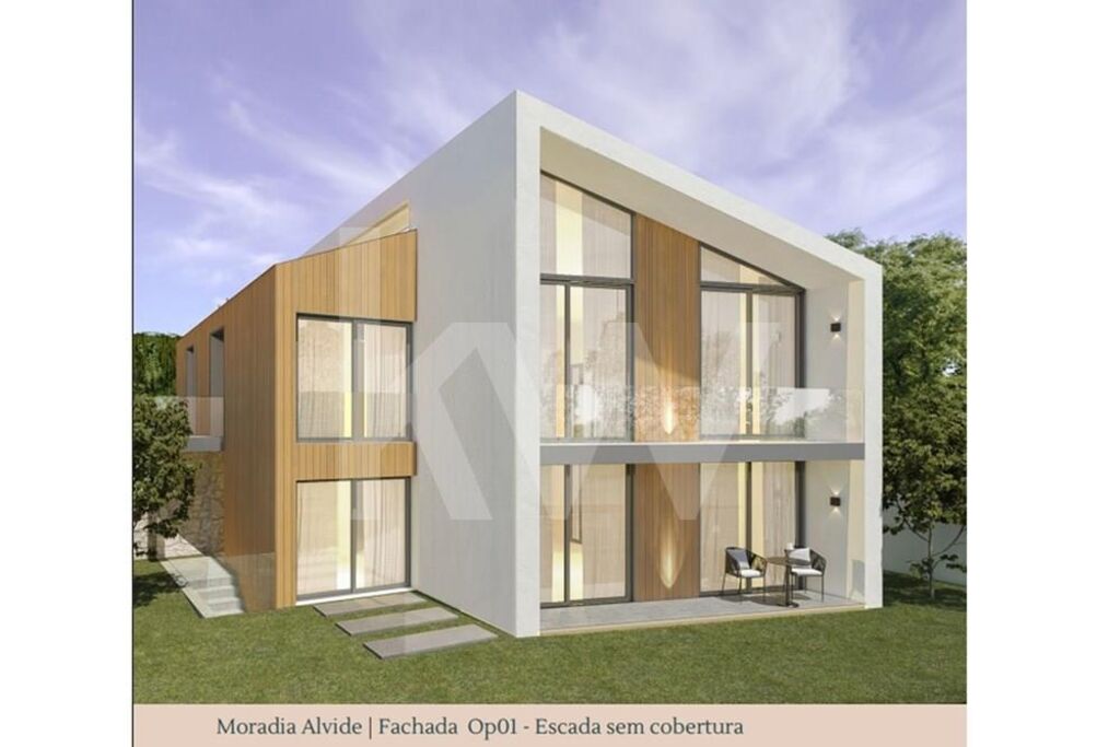 Moradia T2 na Planta à Venda em Alcabideche - Lisboa - Portugal - 2