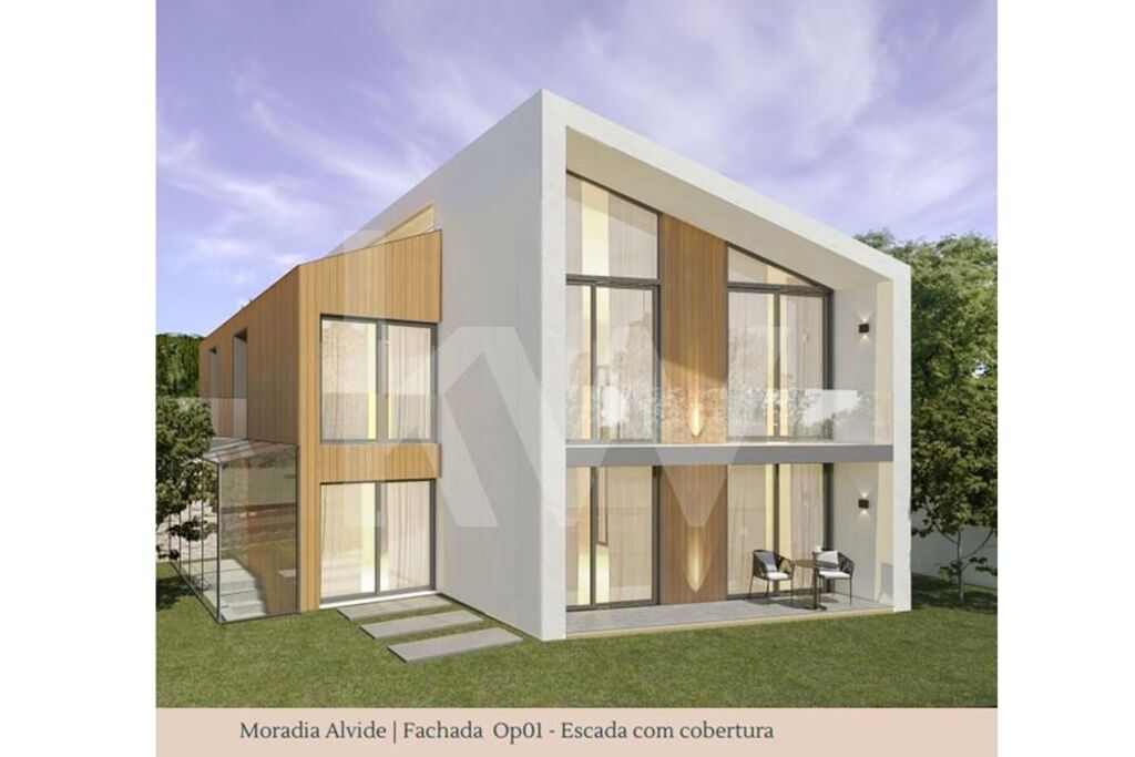 Moradia T2 na Planta à Venda em Alcabideche - Lisboa - Portugal - 3
