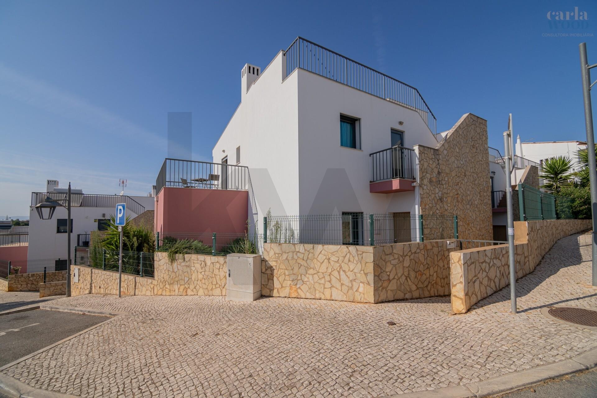 Moradia T3 à Venda em Albufeira - Algarve - Portugal - 2