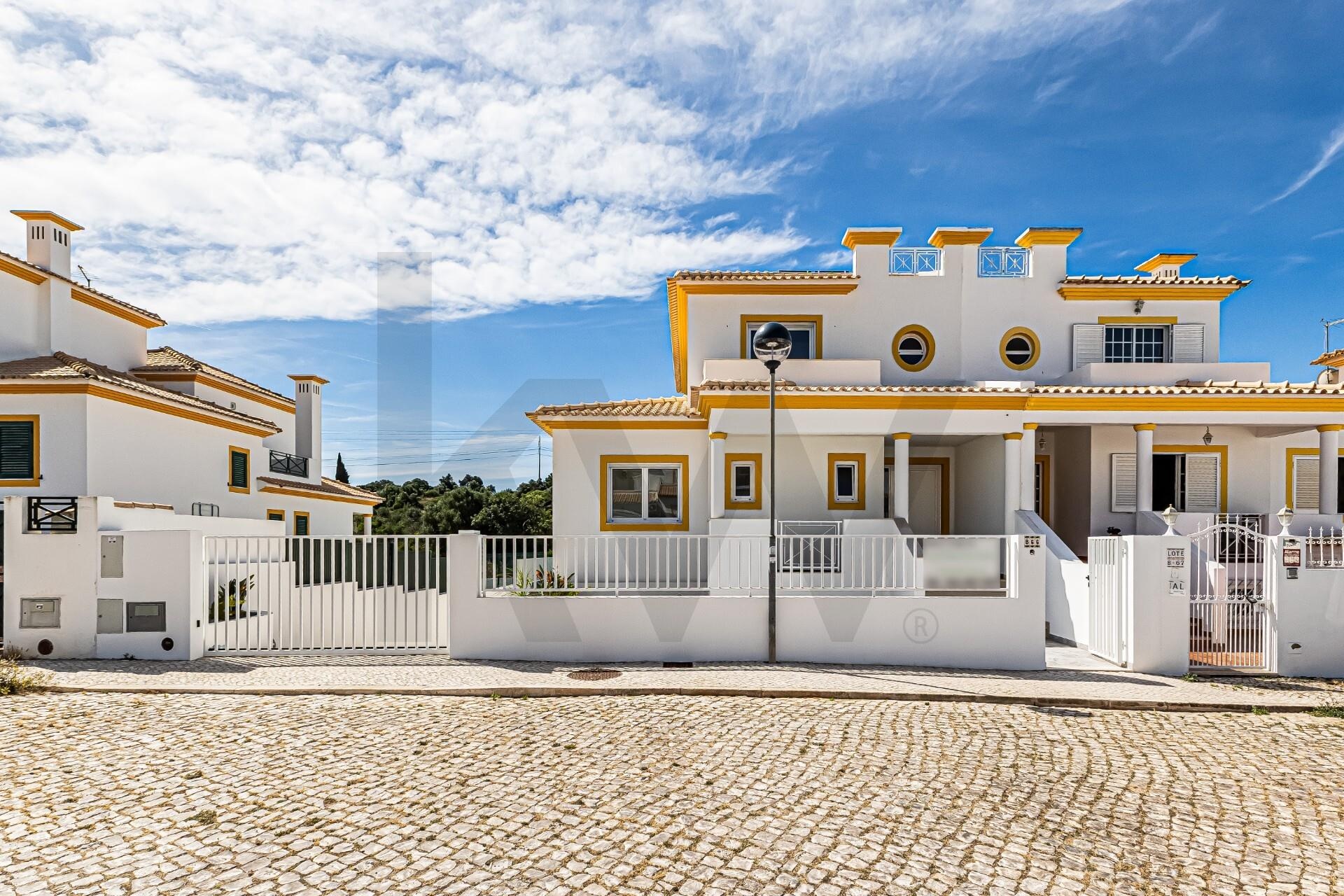 Moradia T3 à Venda em Albufeira - Algarve - Portugal - 3