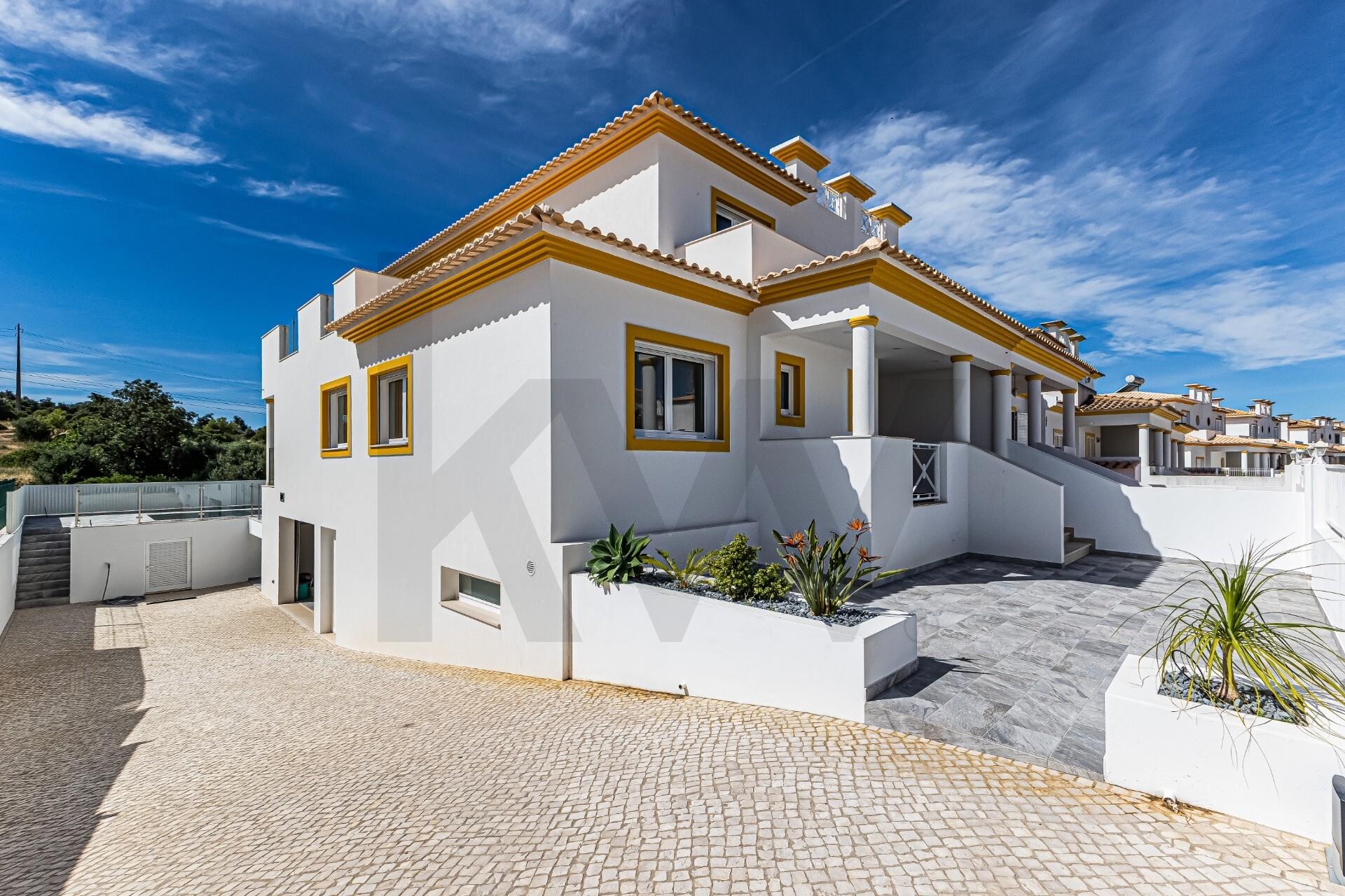 Moradia T3 à Venda em Albufeira - Algarve - Portugal - 4