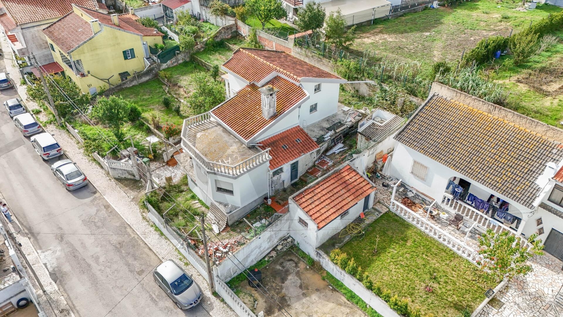 Moradia T3 à Venda em Almada - Setúbal - Portugal - 3