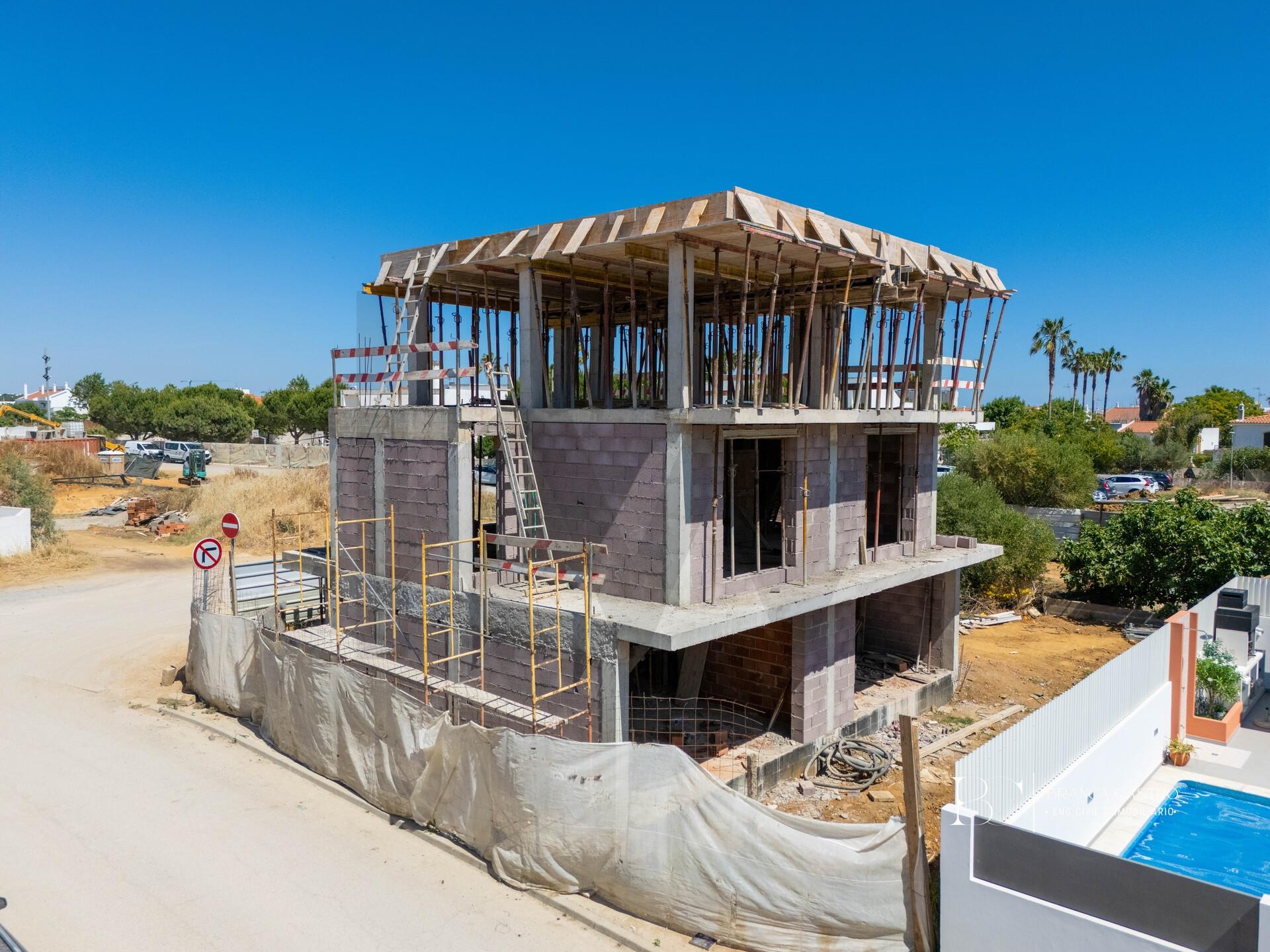 Moradia T3 na Planta à Venda em Altura - Algarve - Portugal - 1