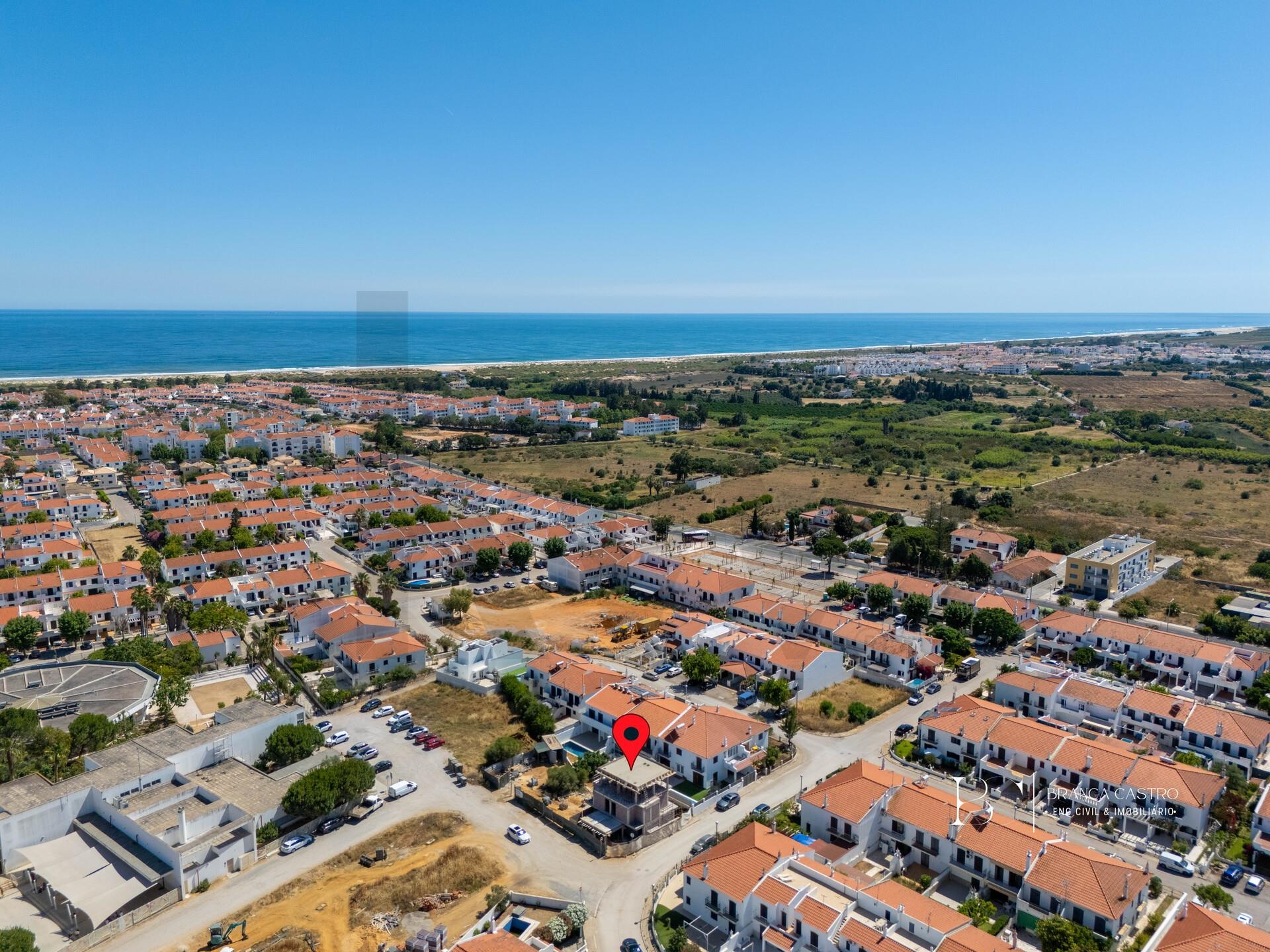 Moradia T3 na Planta à Venda em Altura - Algarve - Portugal - 5