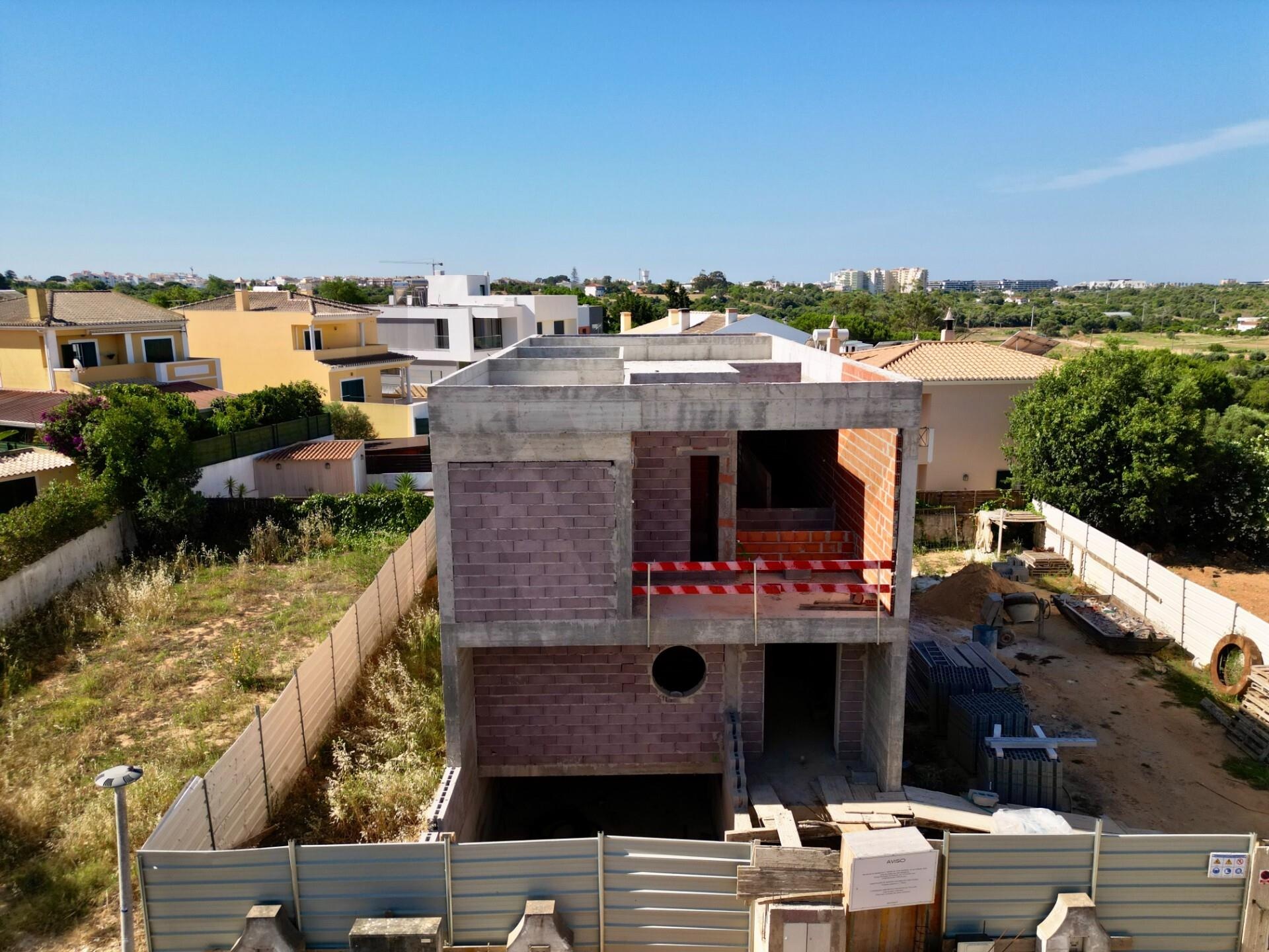 Moradia T3 na Planta à Venda em Alvor - Algarve - Portugal - 2