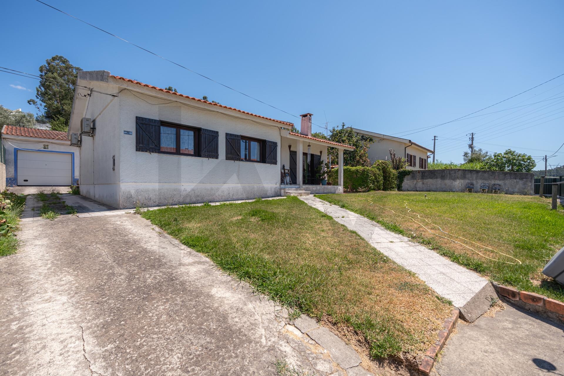 Moradia T3 à Venda em Coimbra - Coimbra - Portugal - 2