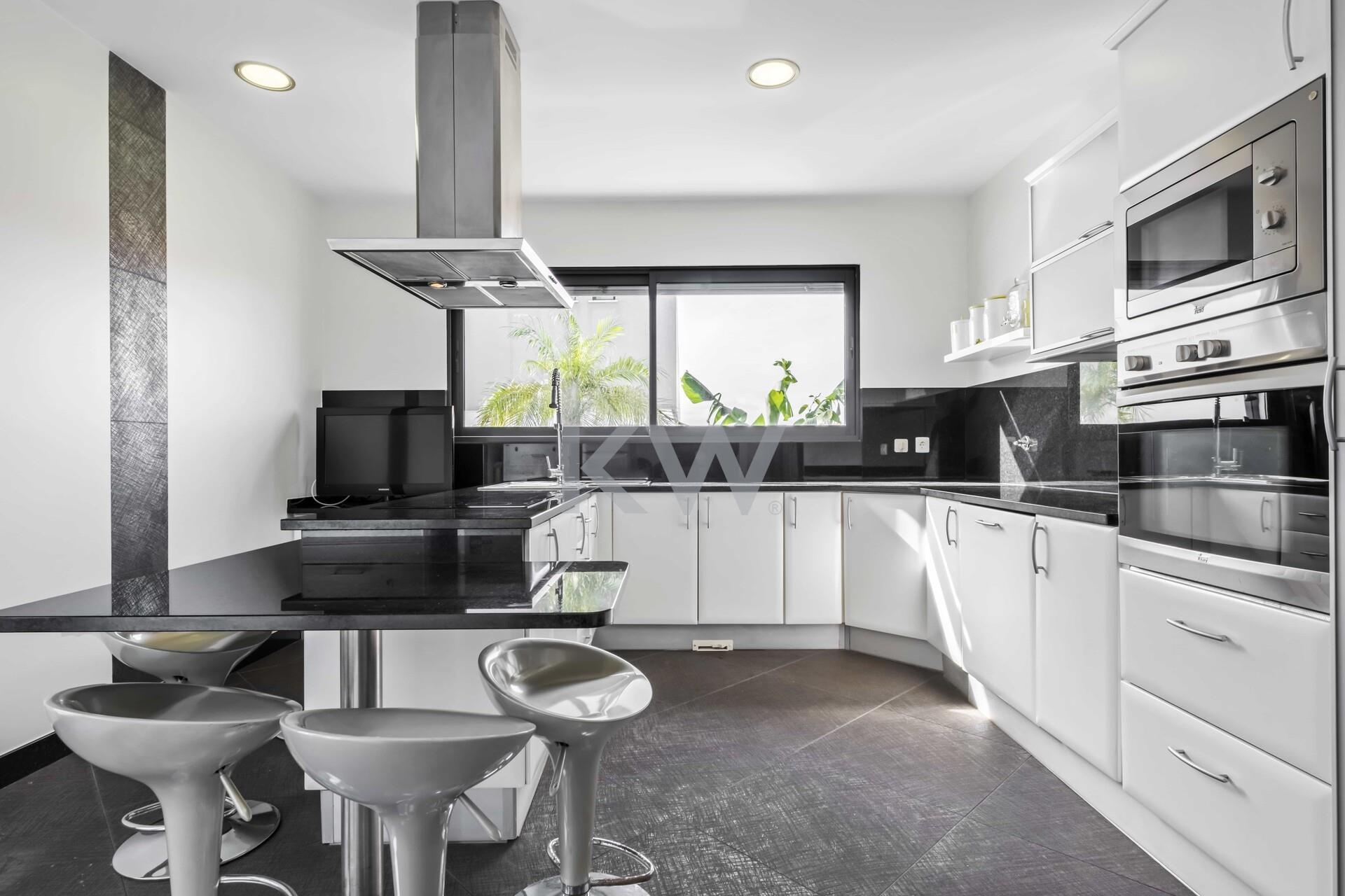 Casa de 3 dormitorios en venta en Funchal - Isla de Madeira - Portugal - 8