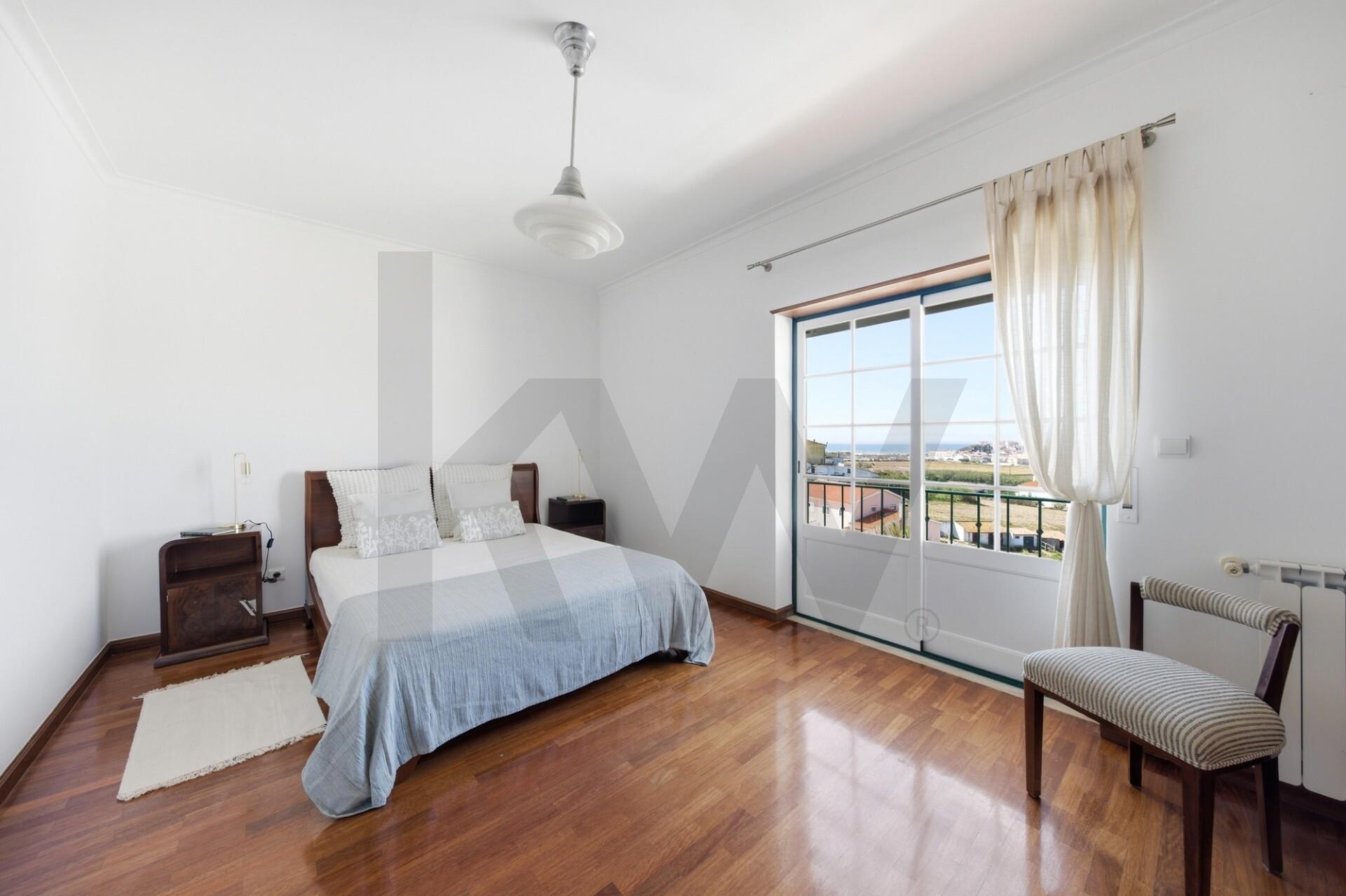 Moradia T3 à Venda em Lourinhã - Lisboa - Portugal - 8