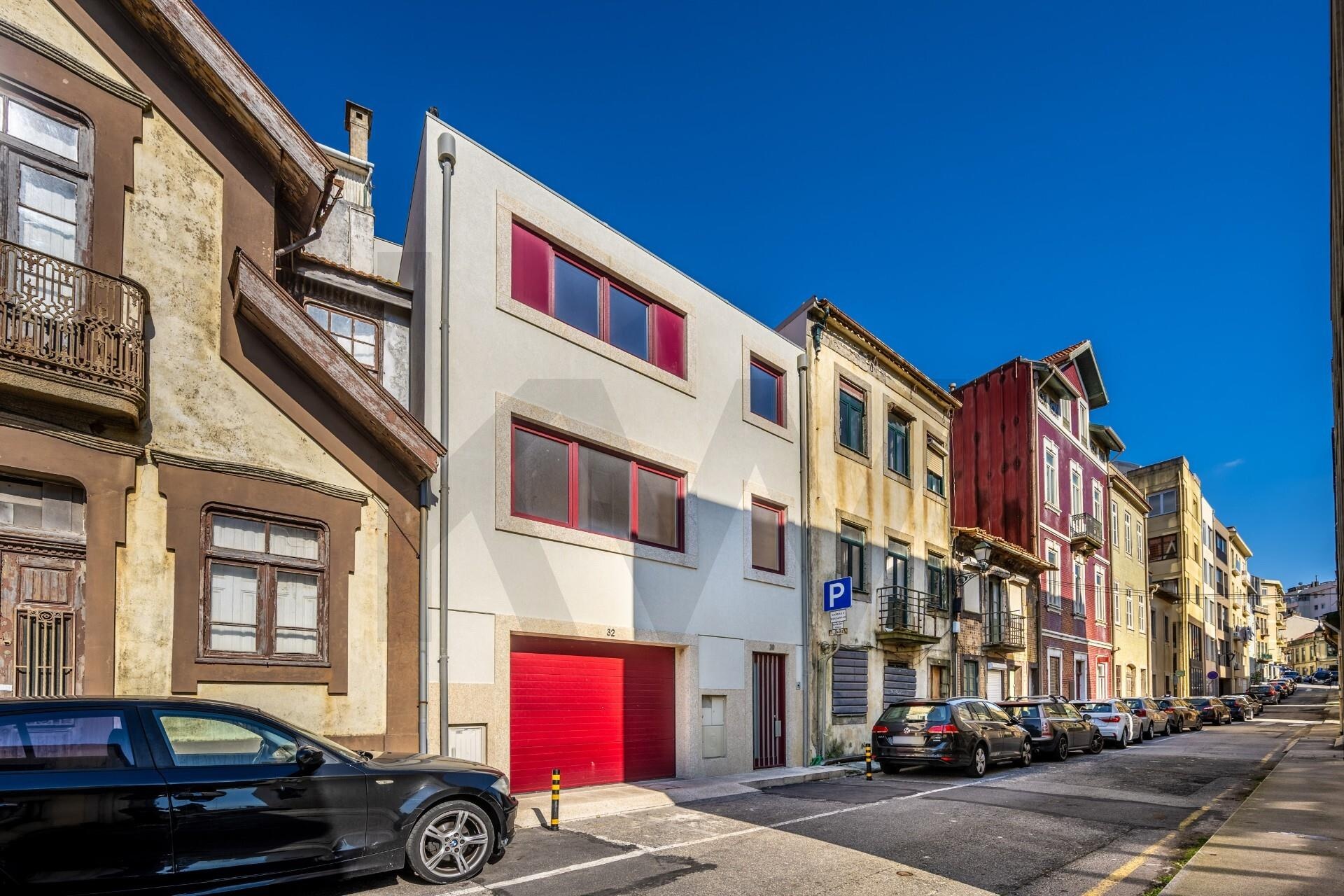 Moradia T3 à Venda em Porto - Portugal - 4