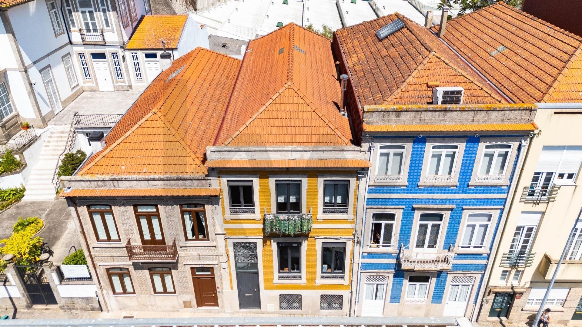 Moradia T3 à Venda em Porto - Portugal - 2