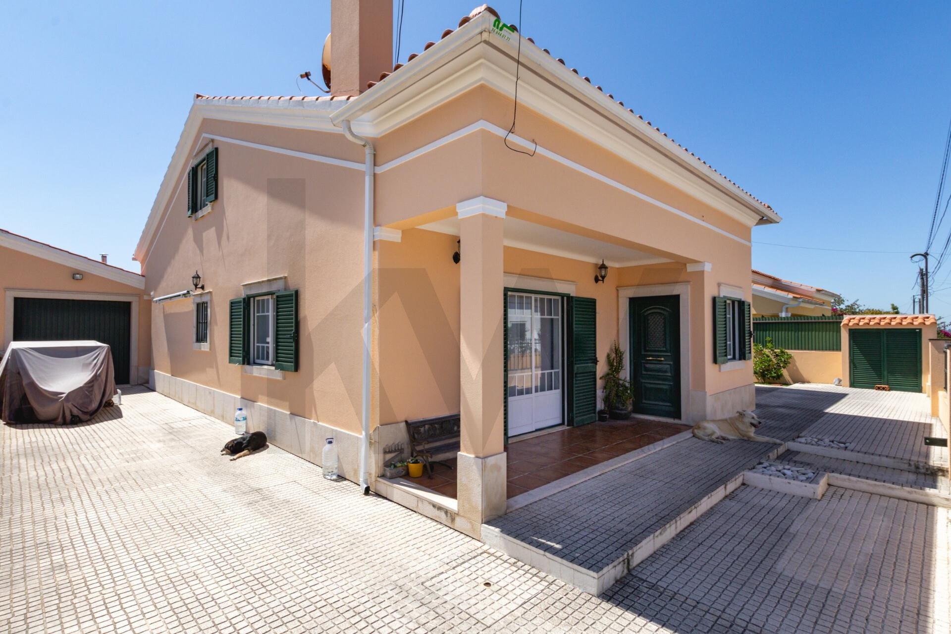 Moradia T3 à Venda em Setúbal - Portugal - 3