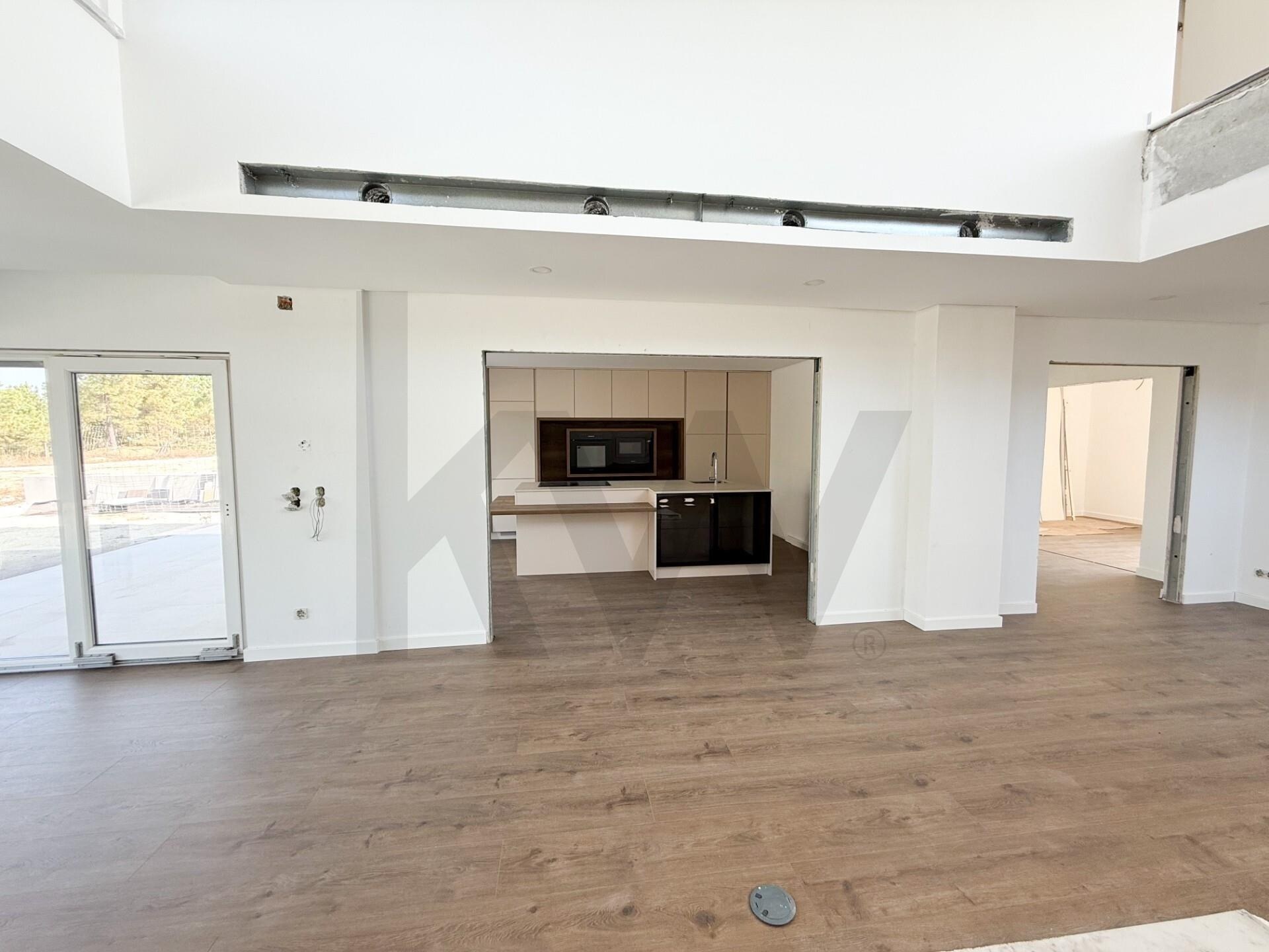 Moradia T3 em Construção à Venda em Almada - Setúbal - Portugal - 4