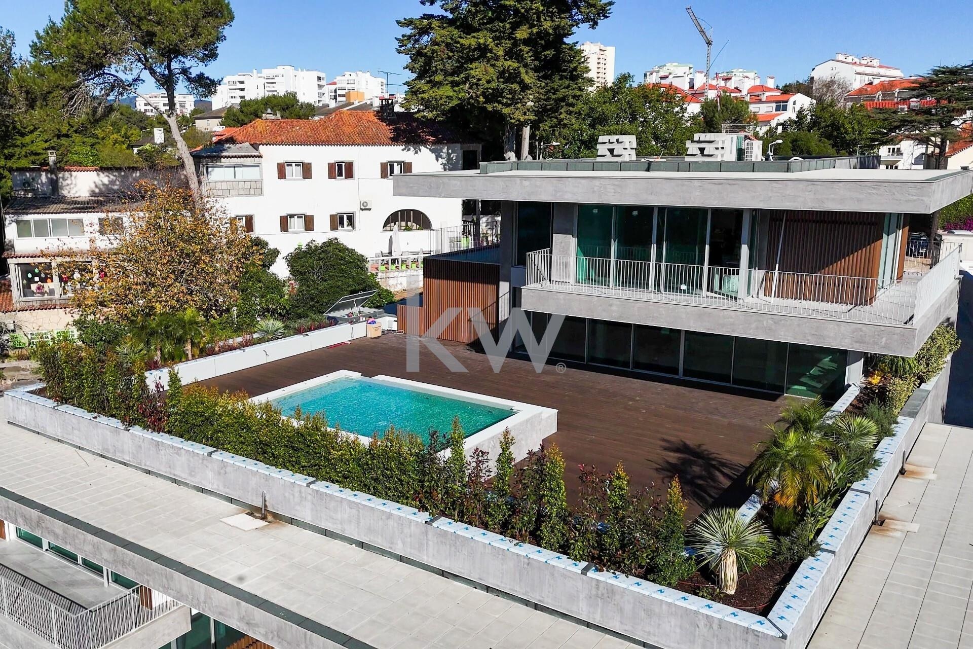 Moradia T3 na Planta à Venda em Cascais - Lisboa - Portugal - 1