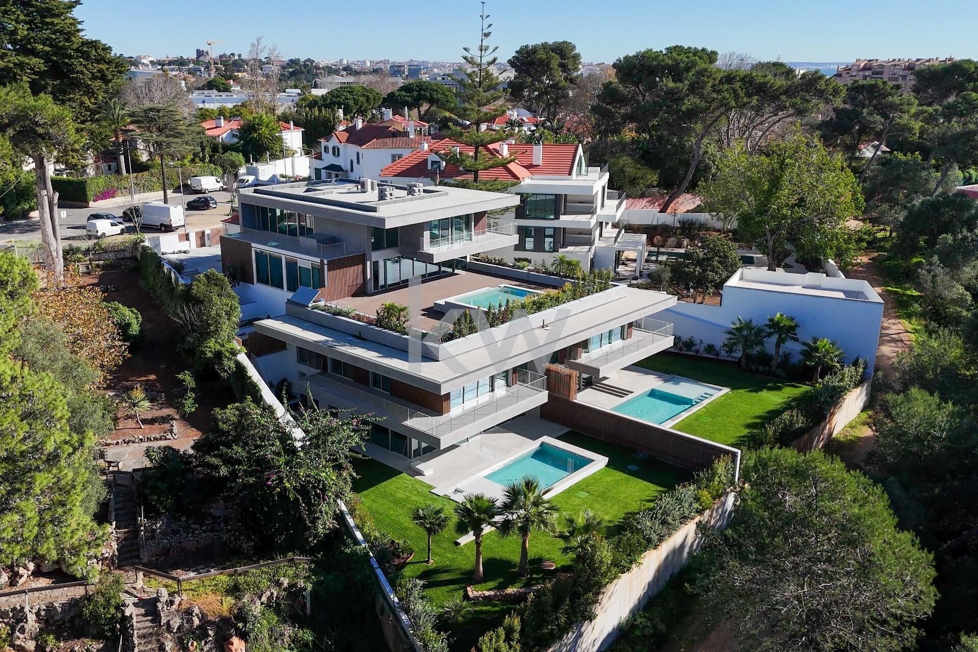 Moradia T3 na Planta à Venda em Cascais - Lisboa - Portugal - 2