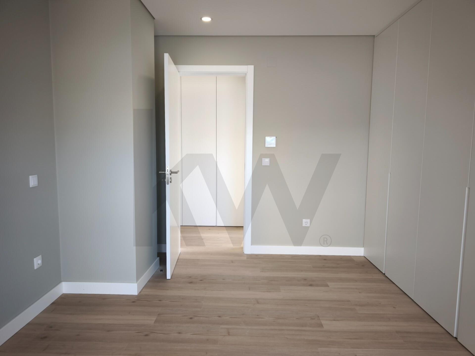 Moradia T3 na Planta à Venda em Setúbal - Portugal - 5