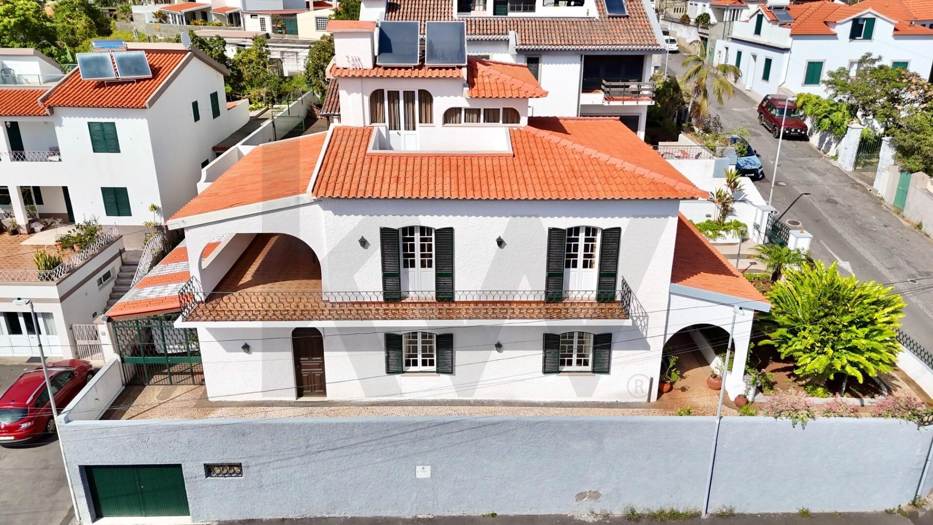 Moradia T4 à Beira-Mar à Venda em Funchal - Ilha Da Madeira - Portugal - 7