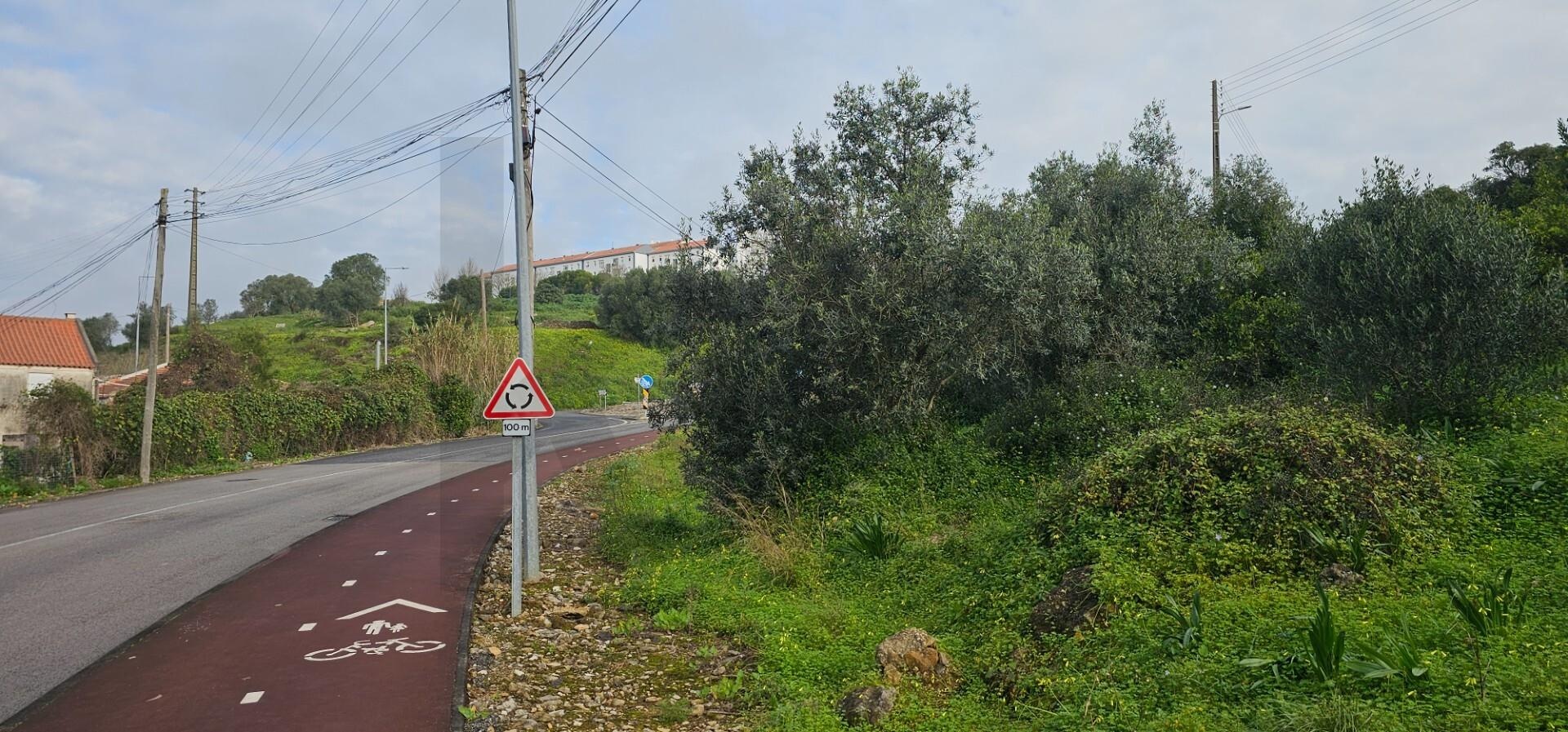 Moradia T4 à Venda em Agualva-Cacém - Lisboa - Portugal - 1