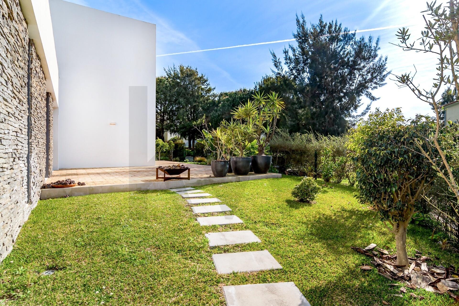 Moradia T4 à Venda em Sintra - Lisboa - Portugal - 4