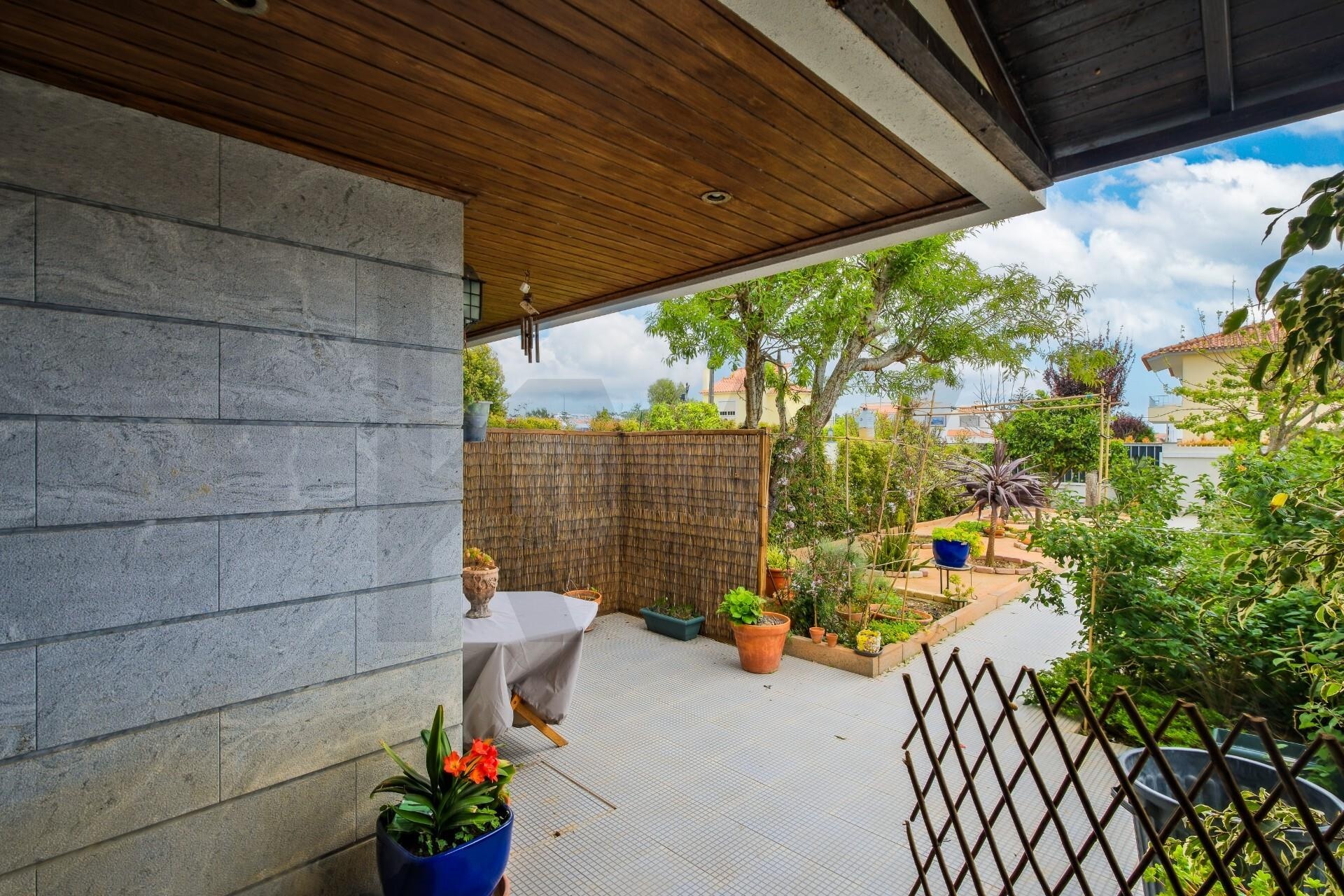 Moradia T4 à Venda em Alcabideche - Lisboa - Portugal - 6