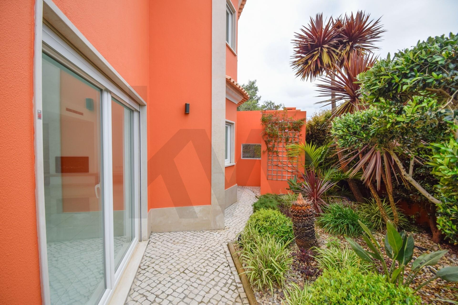 Moradia T4 à Venda em Alcabideche - Lisboa - Portugal - 8
