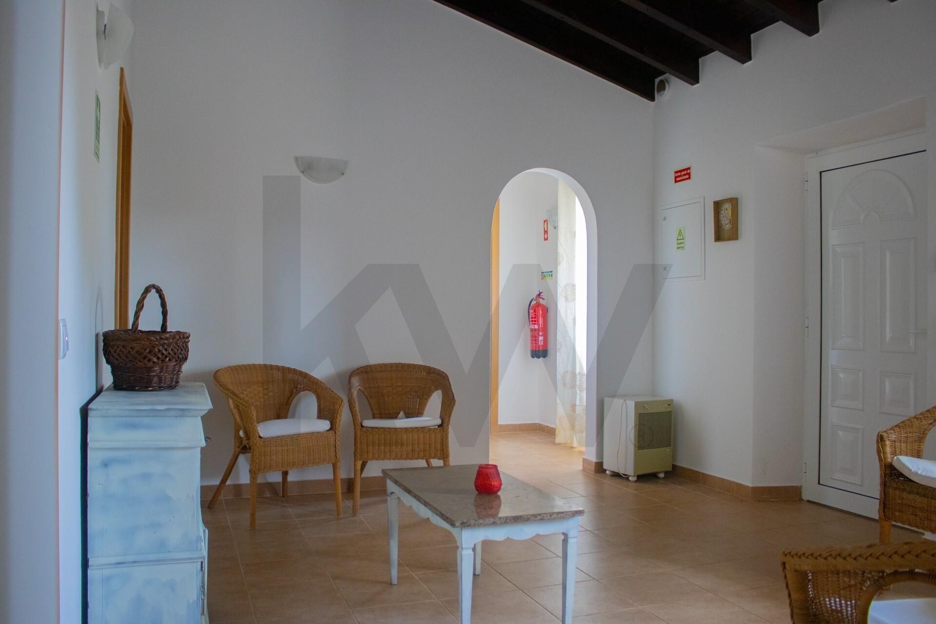Casa de 4 Dormitorios en Venta en Aljezur, Algarve, Portugal - 4