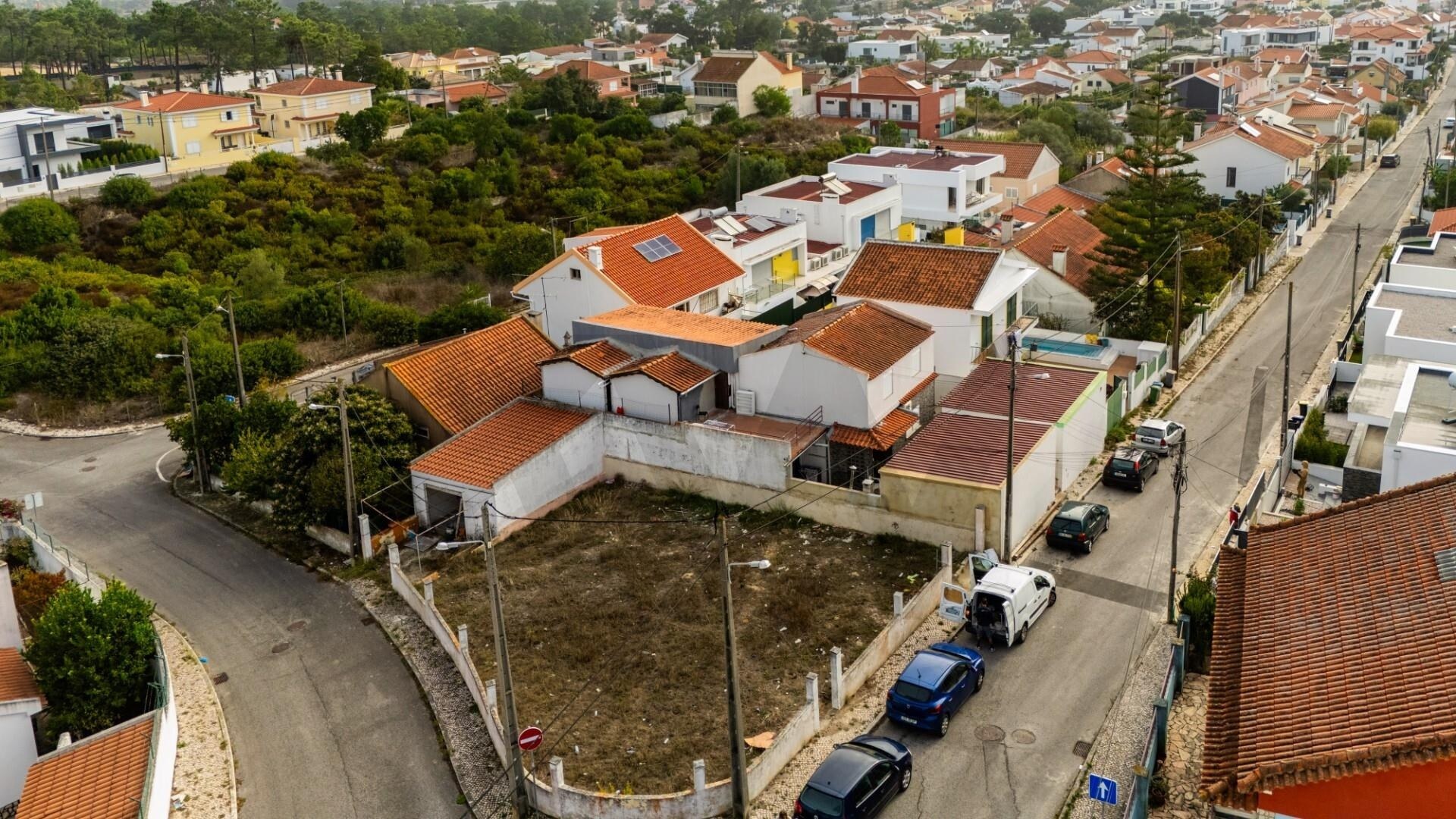 Moradia T4 à Venda em Almada - Setúbal - Portugal - 3