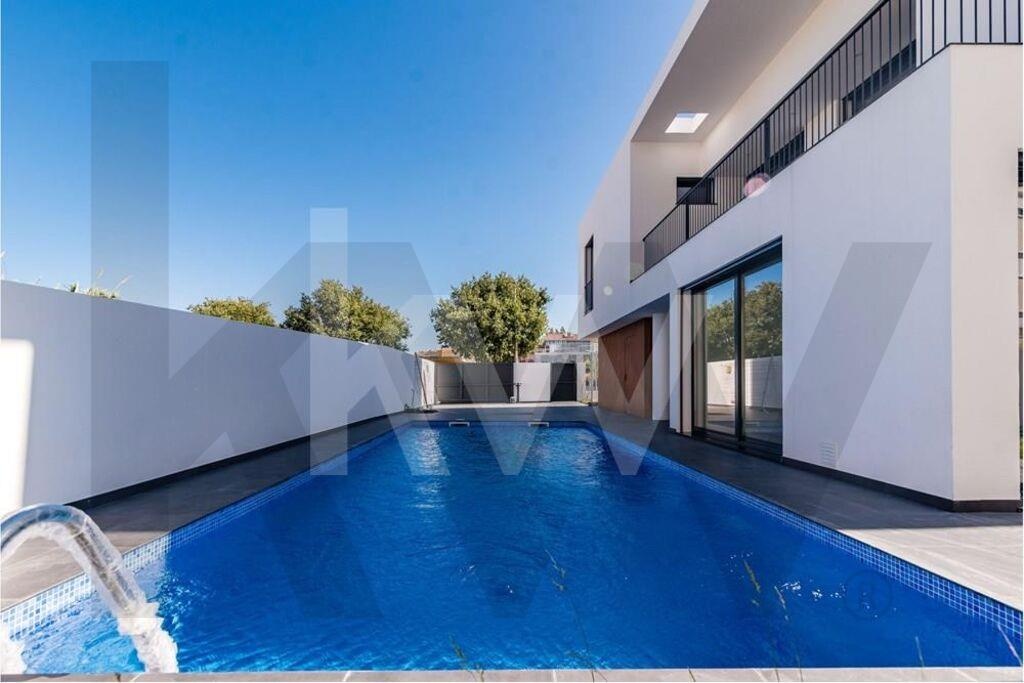 Moradia T4 à Venda em Carcavelos - Lisboa - Portugal - 5