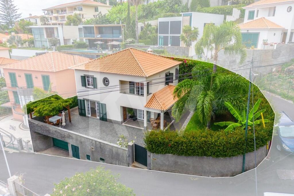 Casa de 4 dormitorios en venta en Funchal - Isla de Madeira - Portugal - 2
