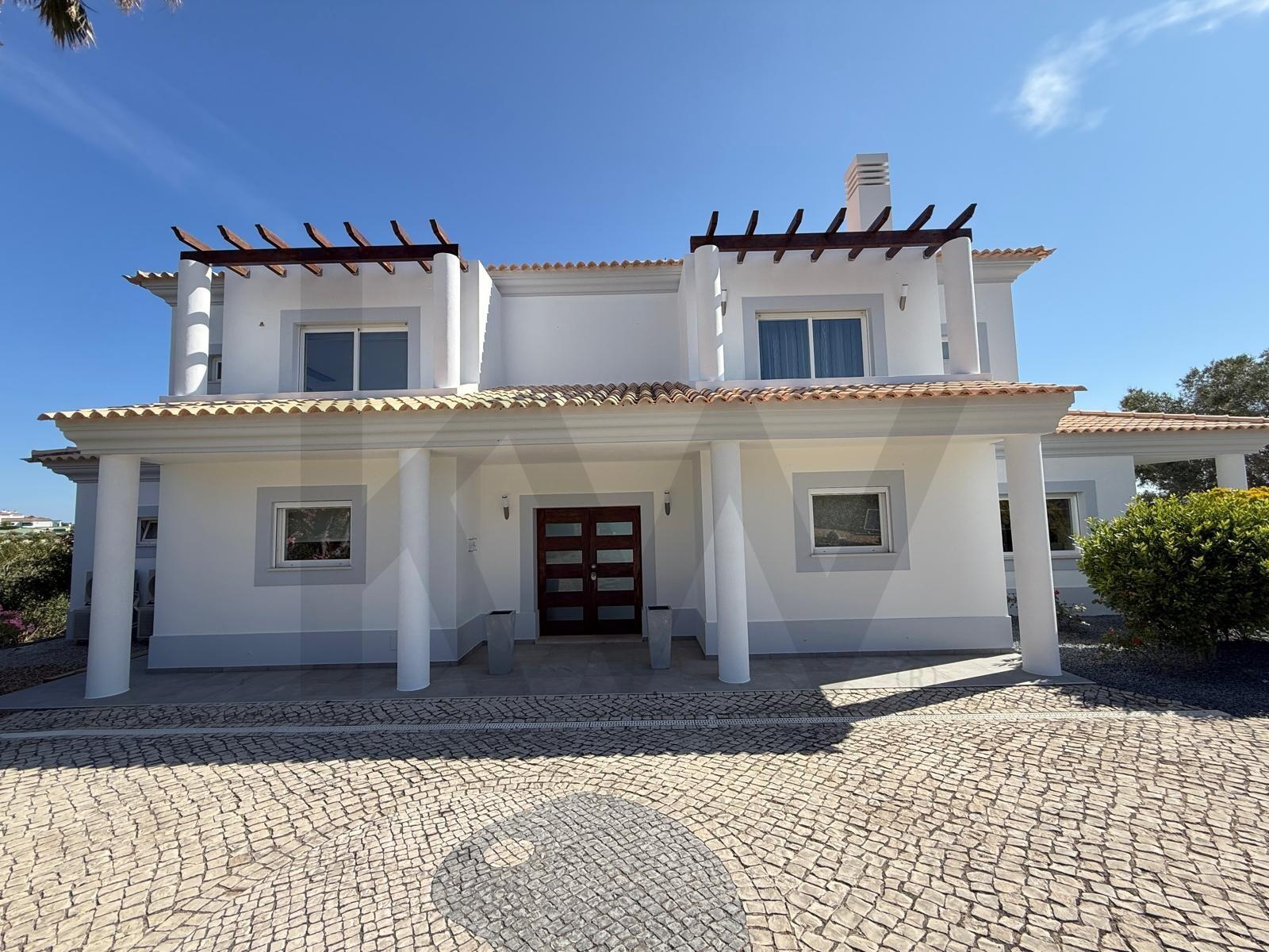 Moradia T4 à Venda em Loulé - Algarve - Portugal - 1