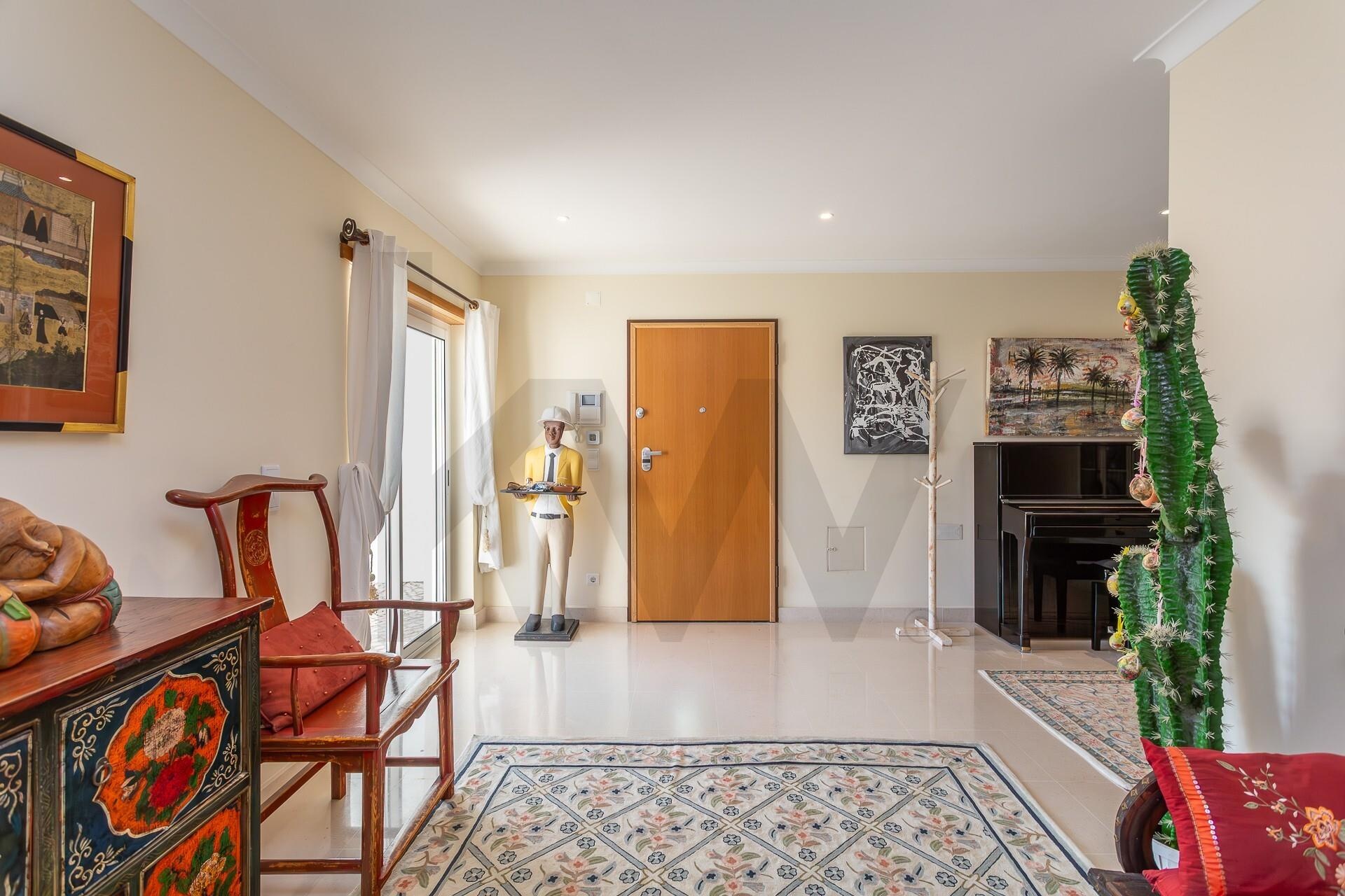 Moradia T4 à Venda em Parede - Lisboa - Portugal - 4
