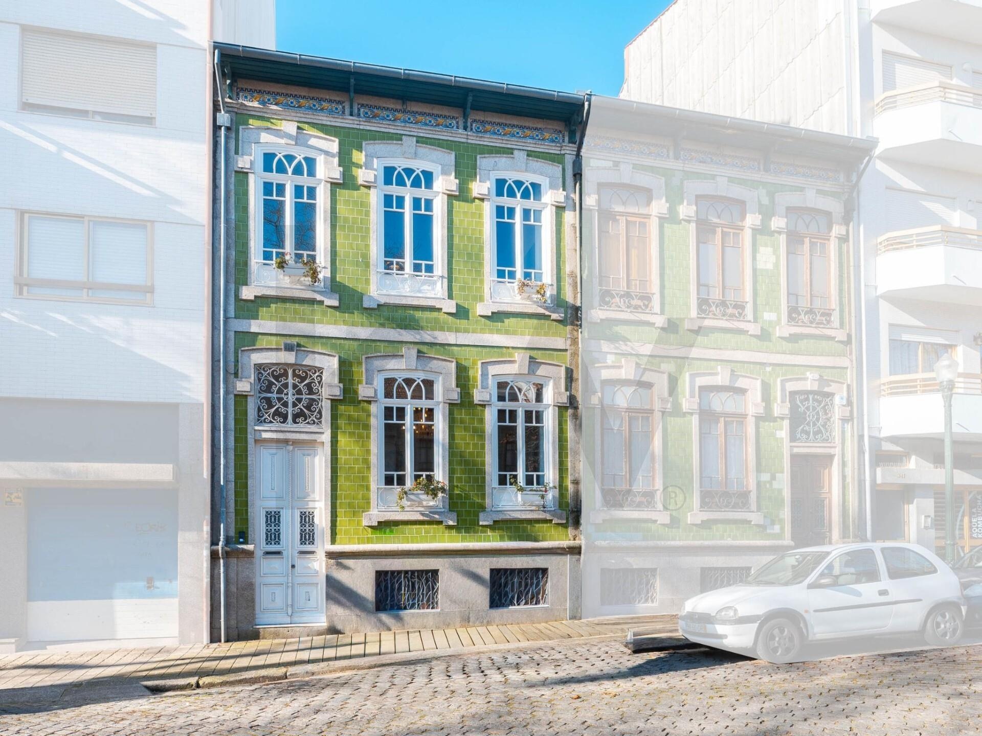 Moradia T4 à Venda em Porto - Portugal - 1