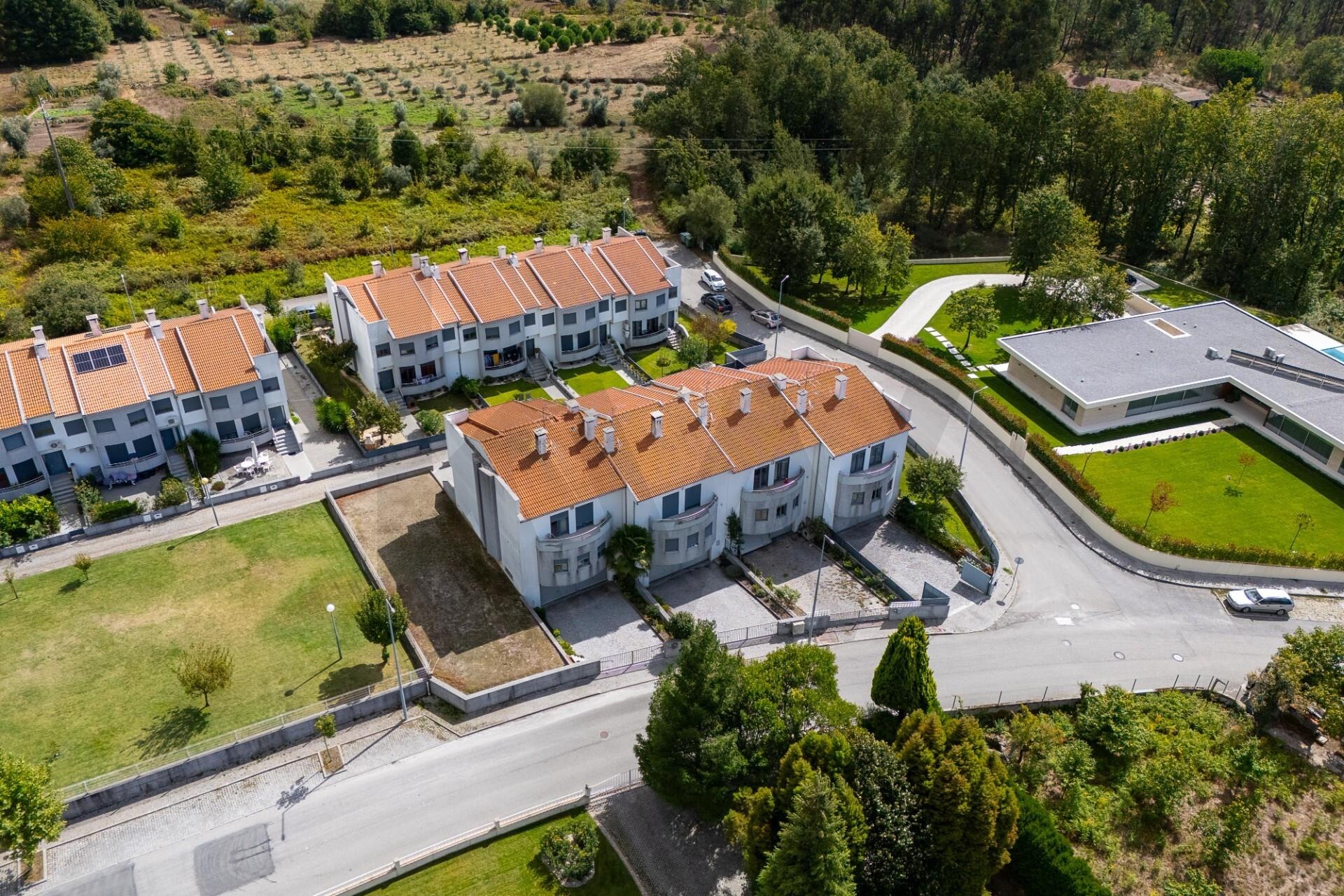 Maison 4 chambres à Vendre à Viseu - Portugal - 4