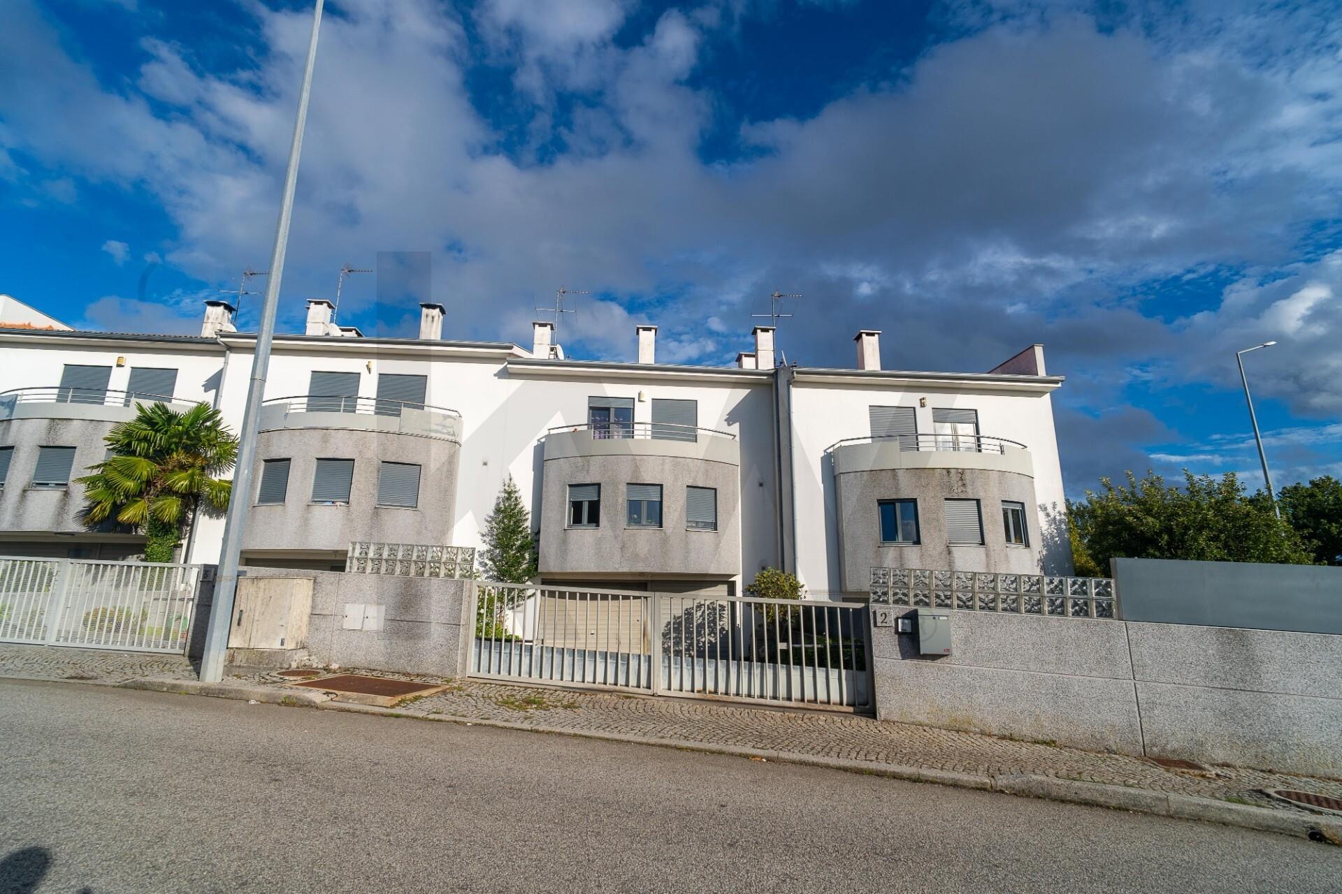 Maison 4 chambres à Vendre à Viseu - Portugal - 5