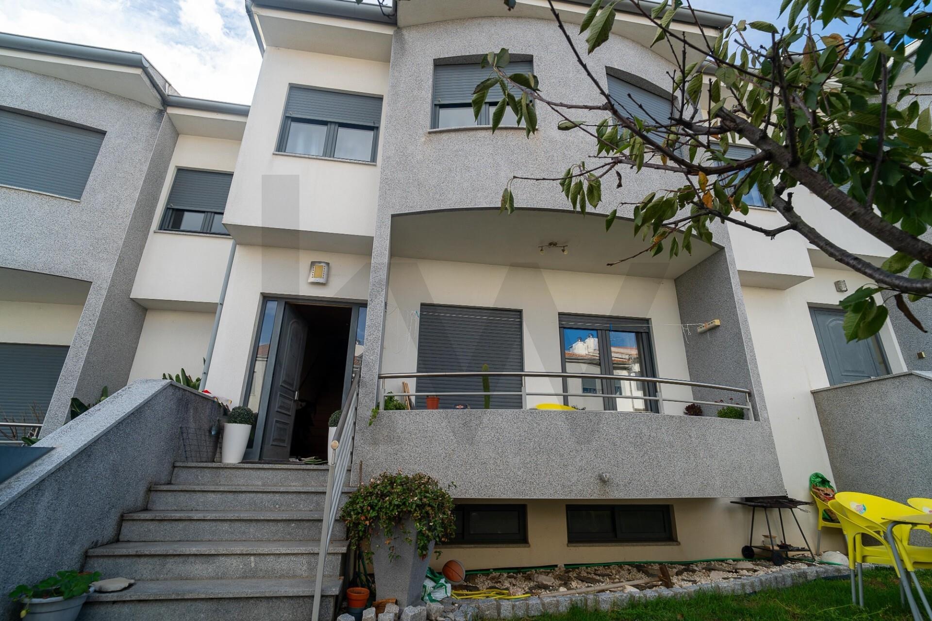 Maison 4 chambres à Vendre à Viseu - Portugal - 6
