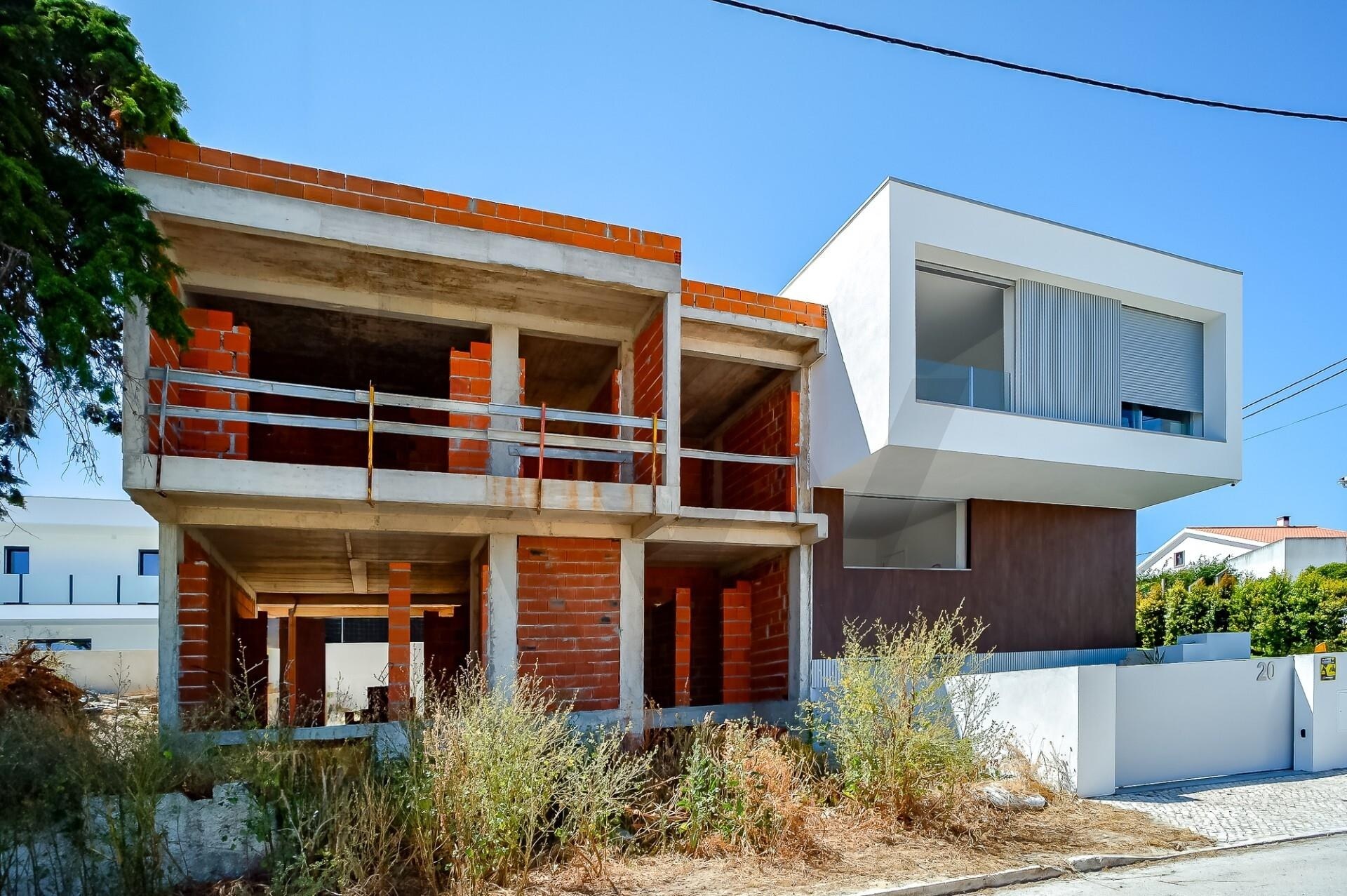 Moradia T4 em Construção à Venda em Almada - Setúbal - Portugal - 3