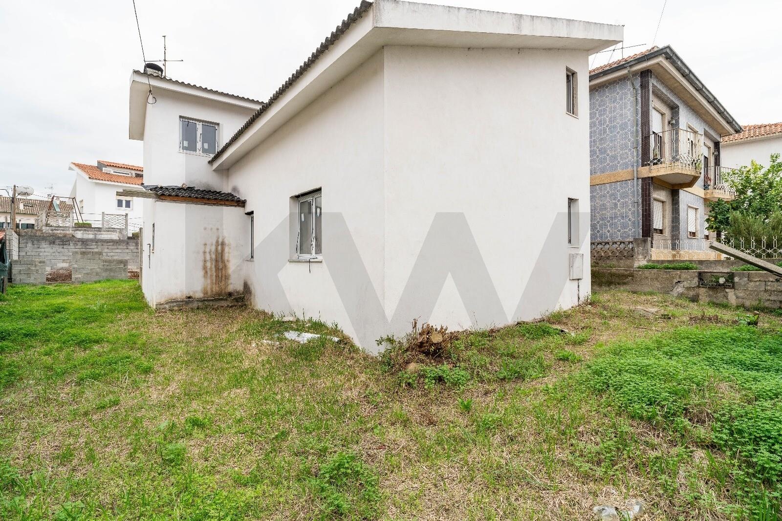 Moradia T4 na Planta à Venda em Coimbra - Coimbra - Portugal - 2