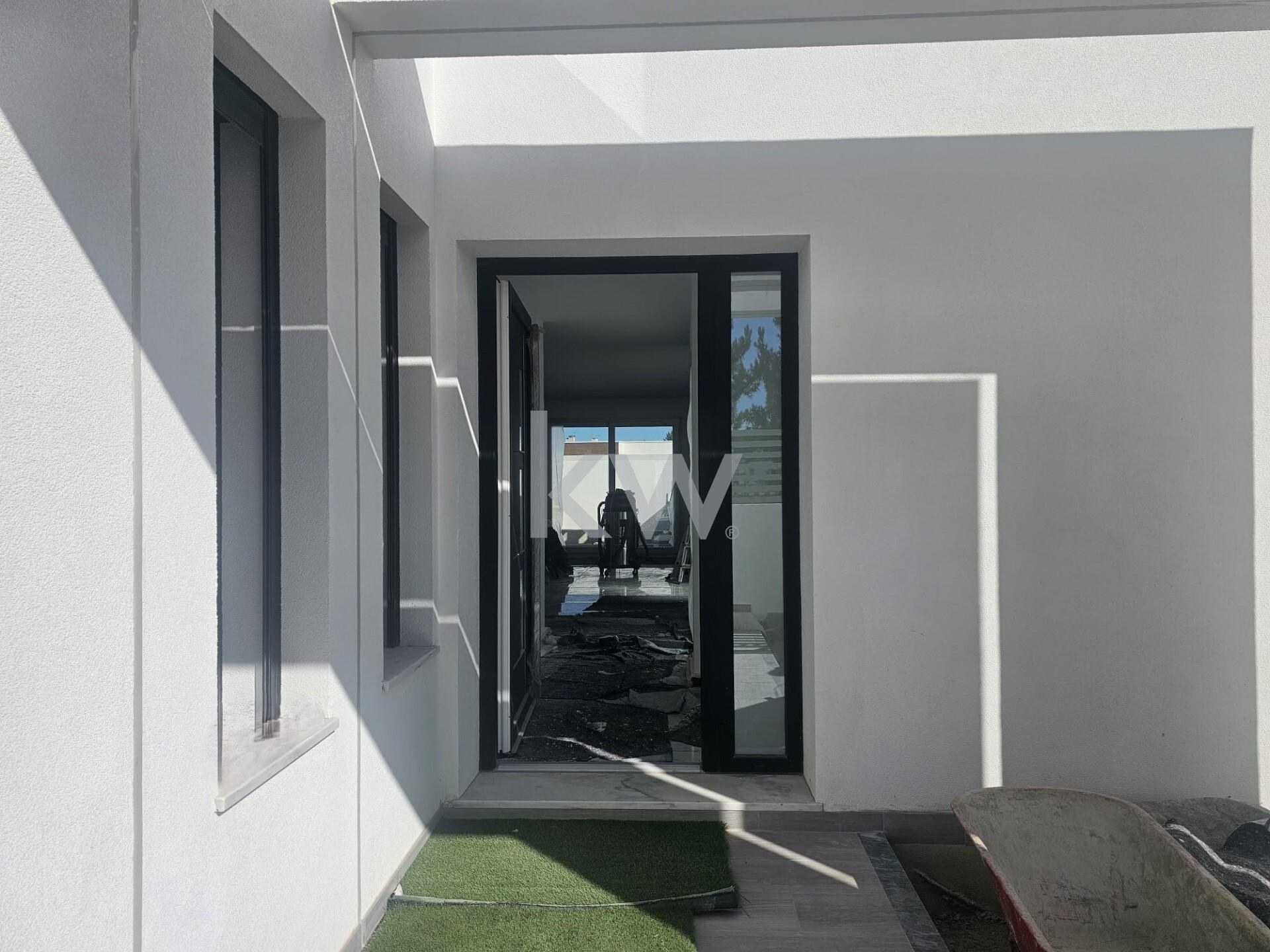 Moradia T4 na Planta à Venda em Setúbal - Portugal - 4