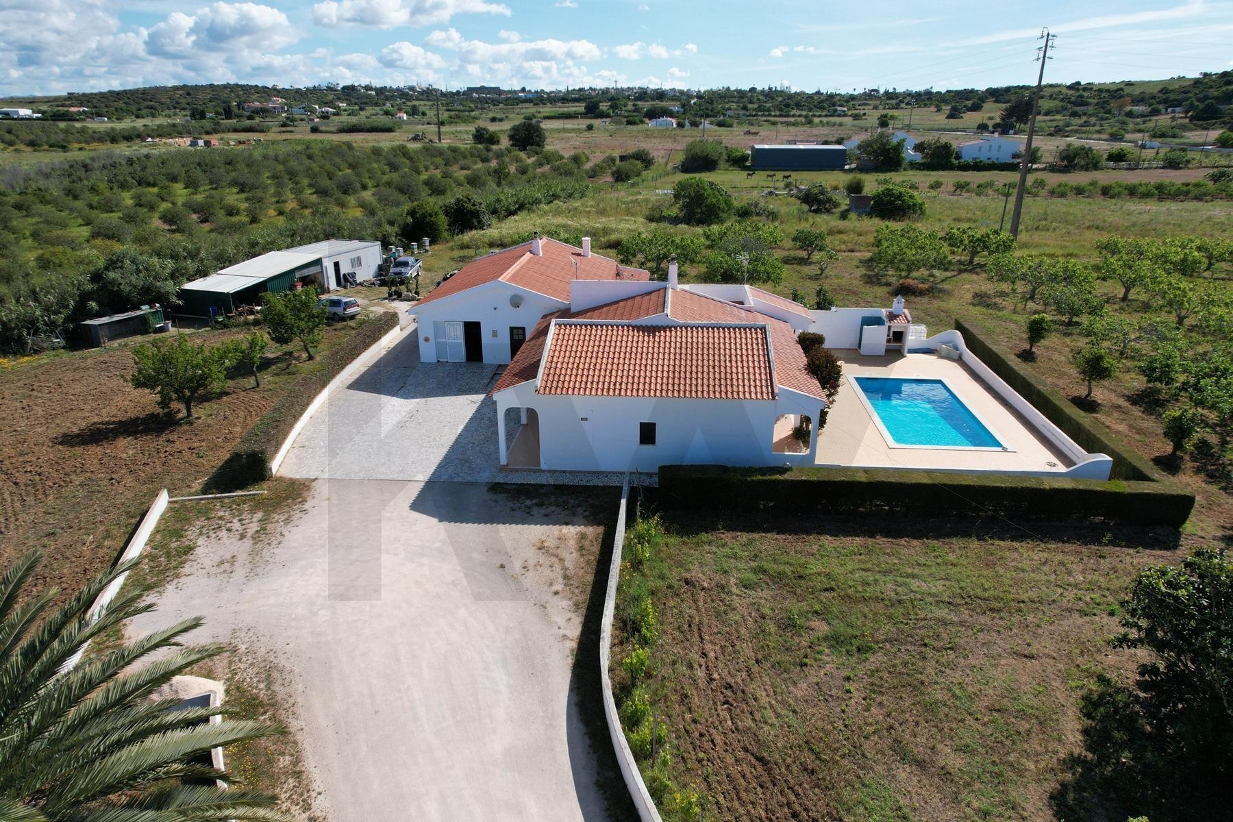 Moradia T5+ à Venda em Luz - Algarve - Portugal - 2