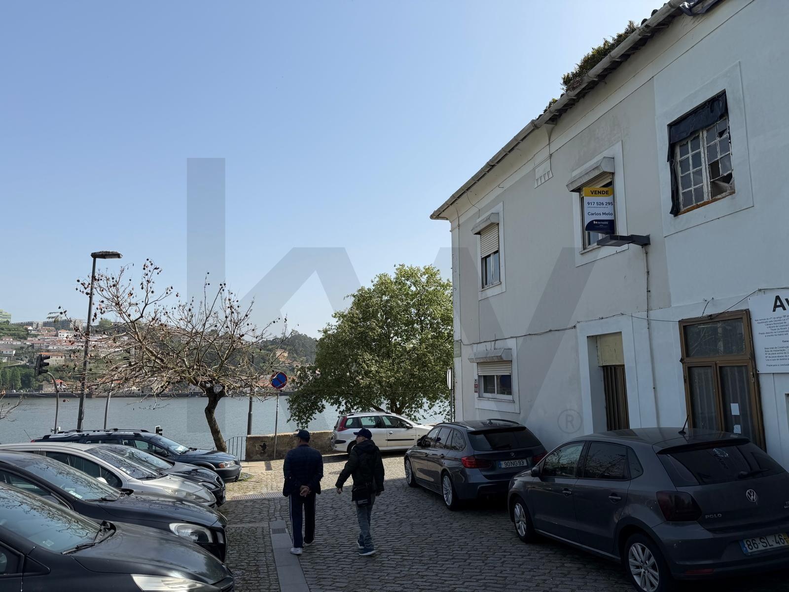 Moradia T5+ à Venda em Porto - Portugal - 4