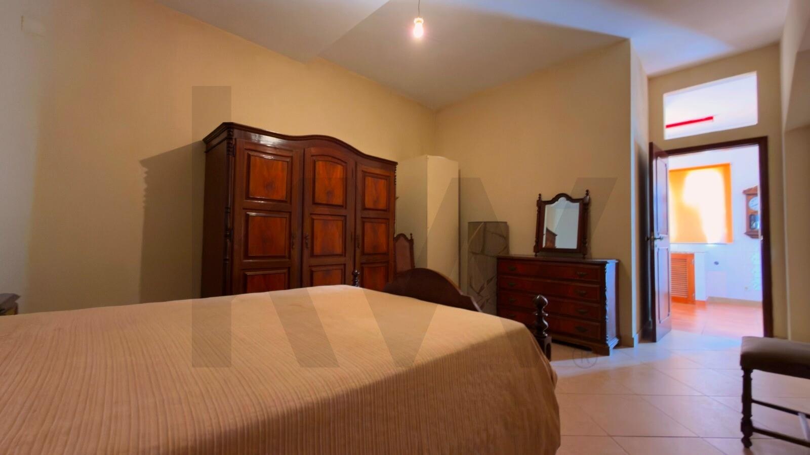 Moradia T5+ à Venda em Quarteira - Algarve - Portugal - 7