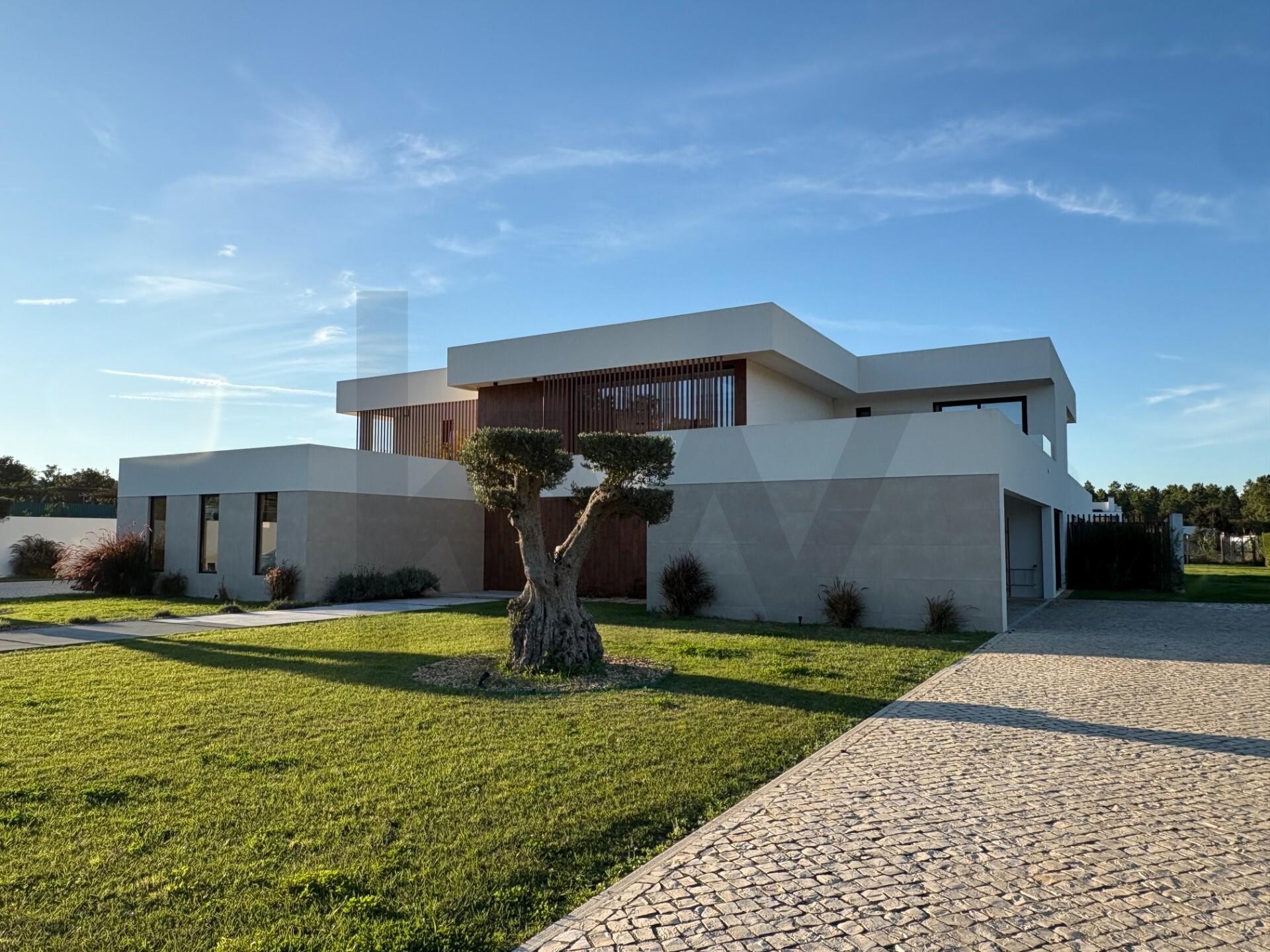 Moradia T5+ à Venda em Seixal - Portugal - 4