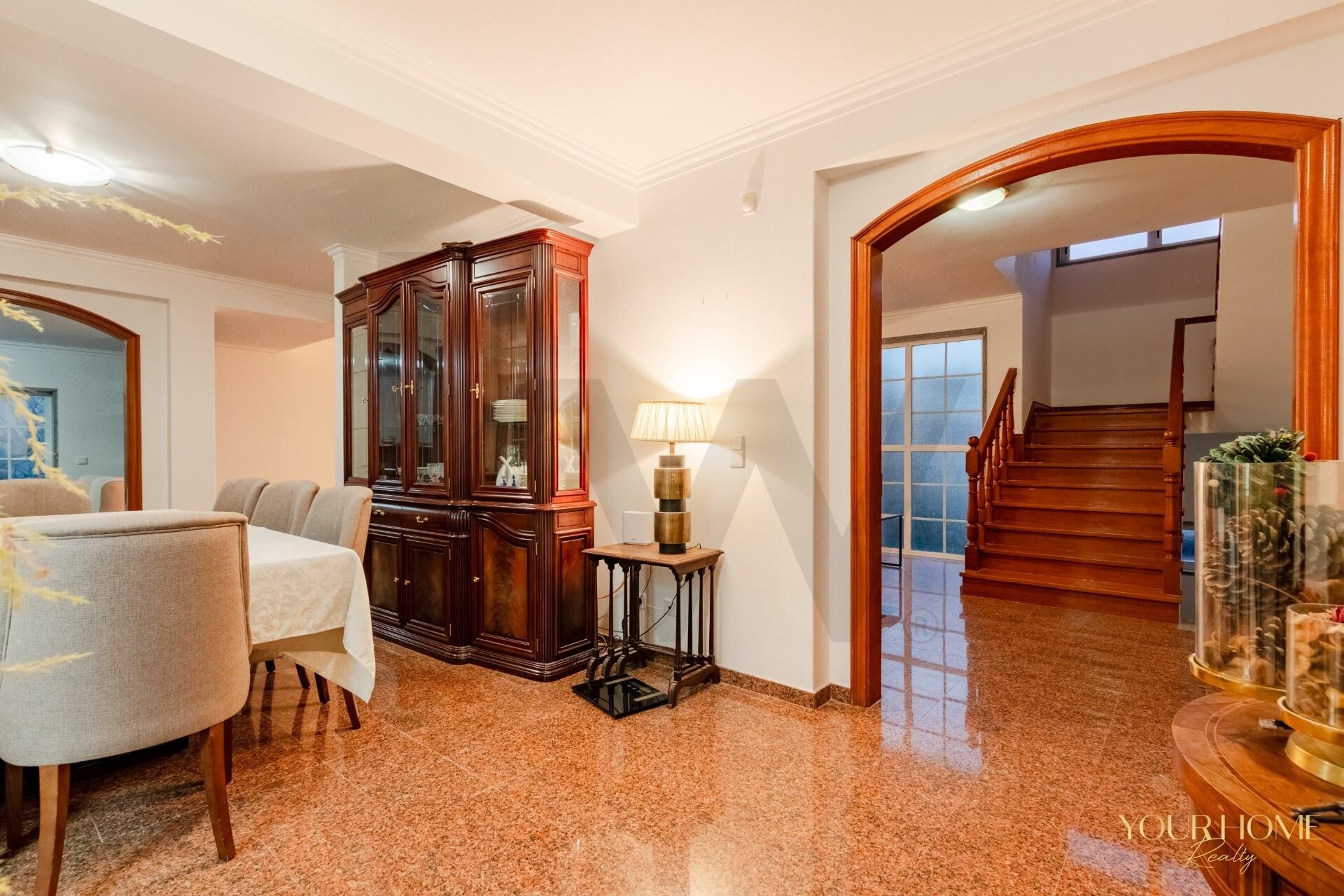 Moradia T5+ à Venda em Alcabideche - Lisboa - Portugal - 8