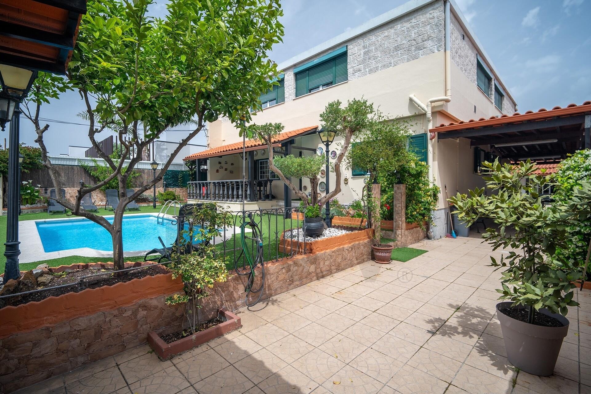 Moradia T5+ à Venda em Almada - Setúbal - Portugal - 5