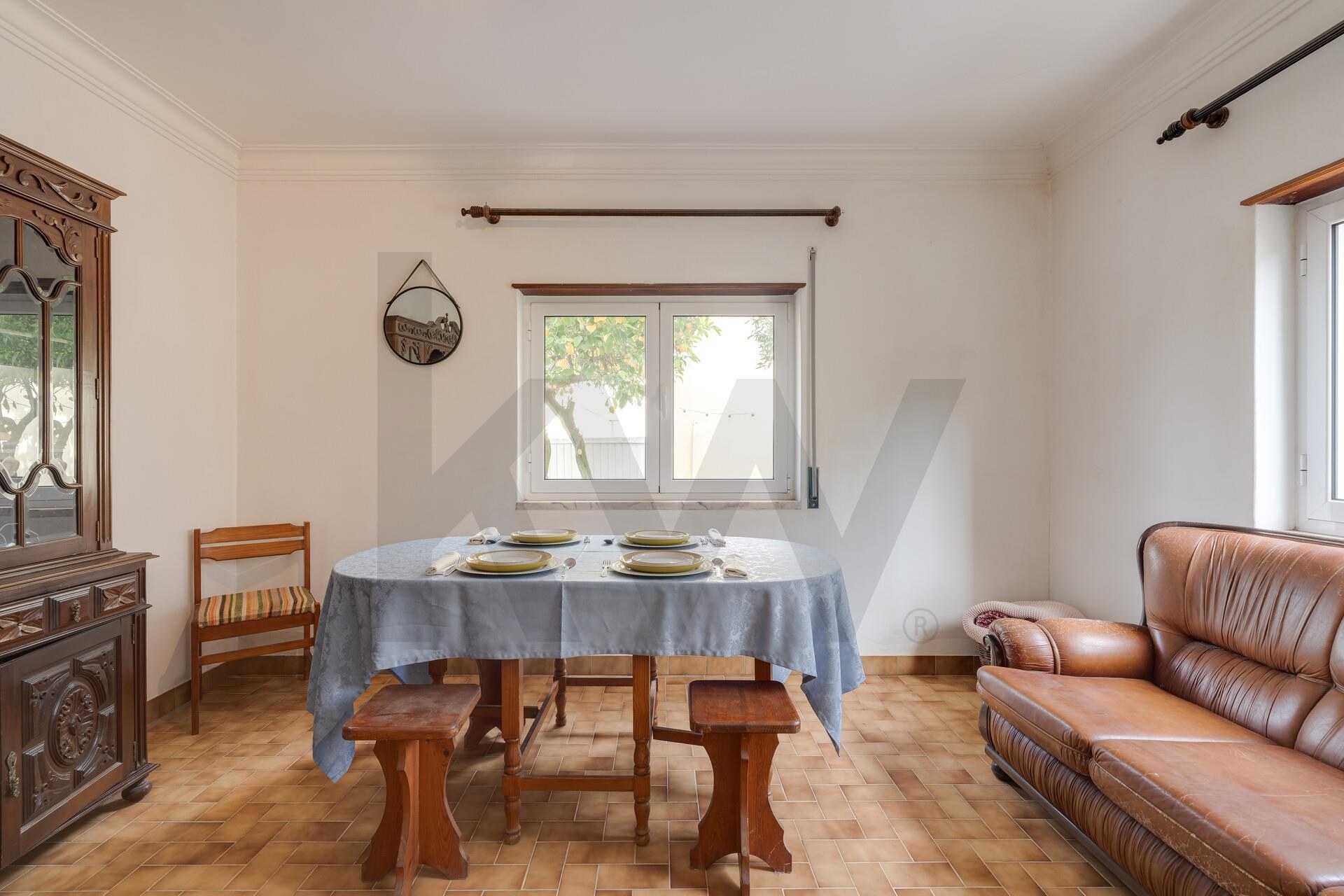 Moradia T5+ à Venda em Almada - Setúbal - Portugal - 4